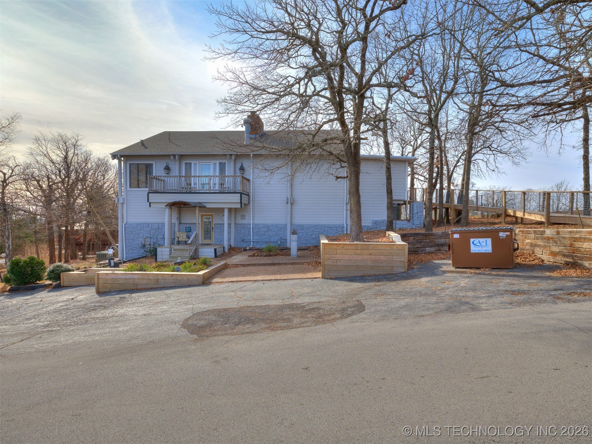 2 W Diamond Head Drive Property Photo 1