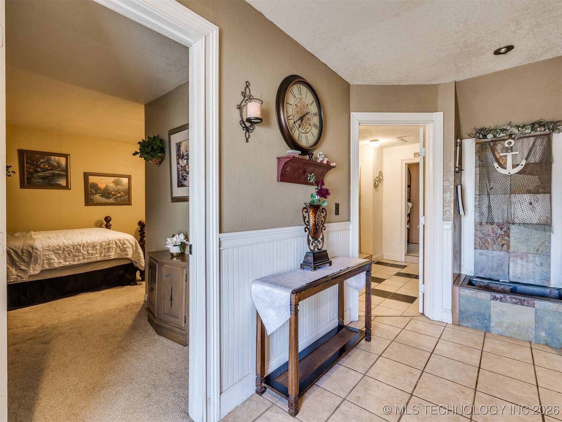 2 W Diamond Head Drive Property Photo 4