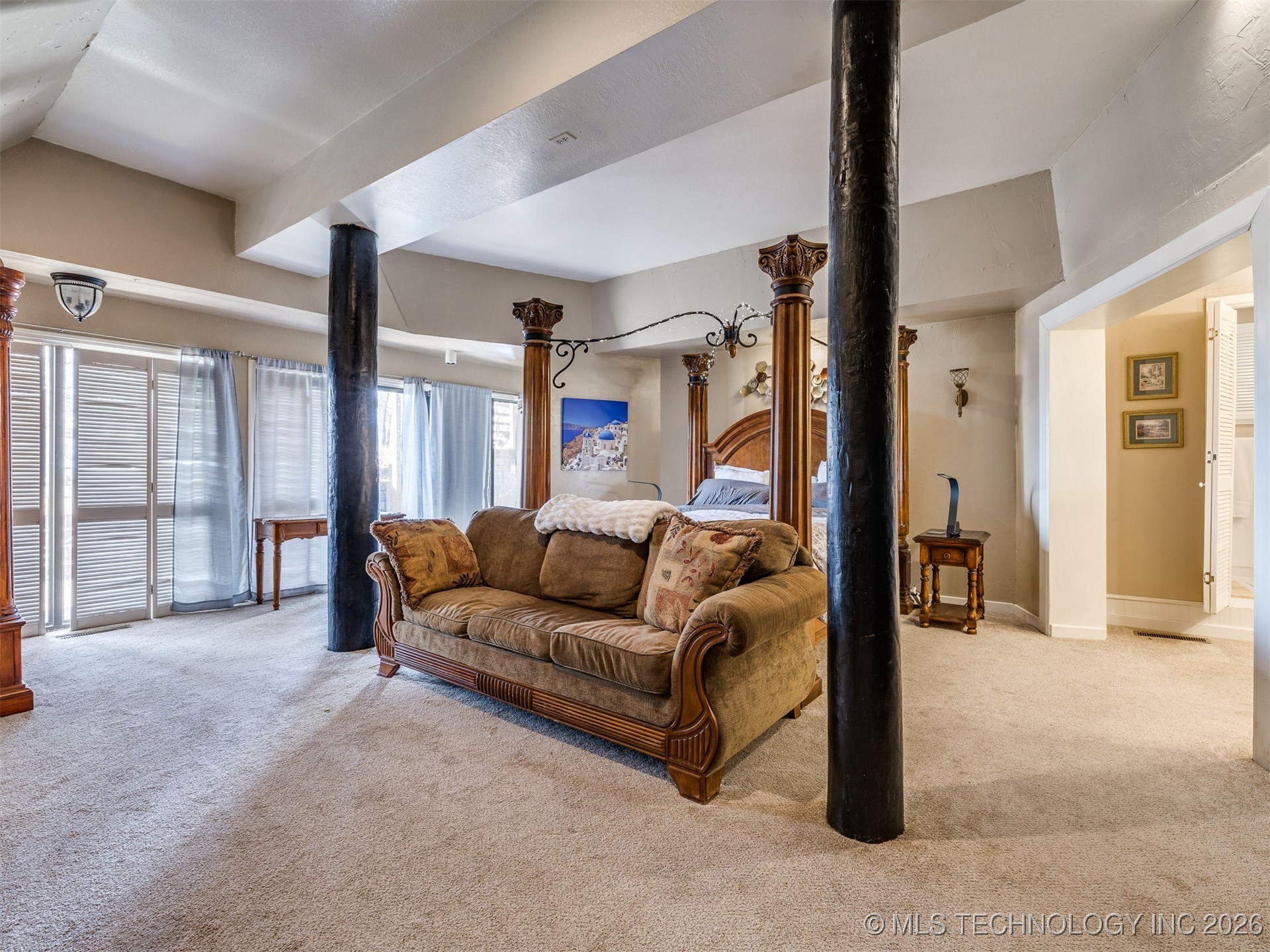 2 W Diamond Head Drive Property Photo 11