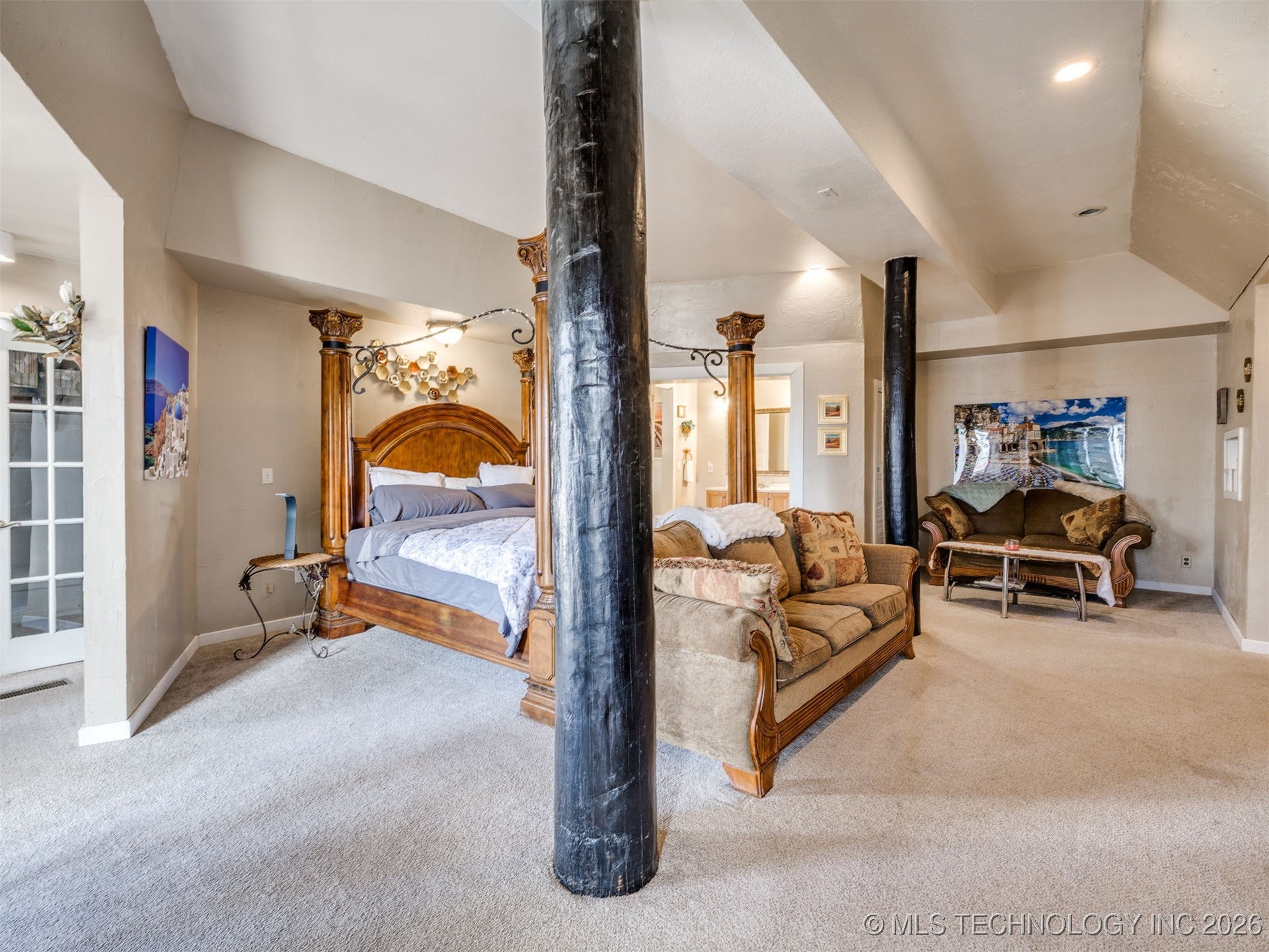 2 W Diamond Head Drive Property Photo 13