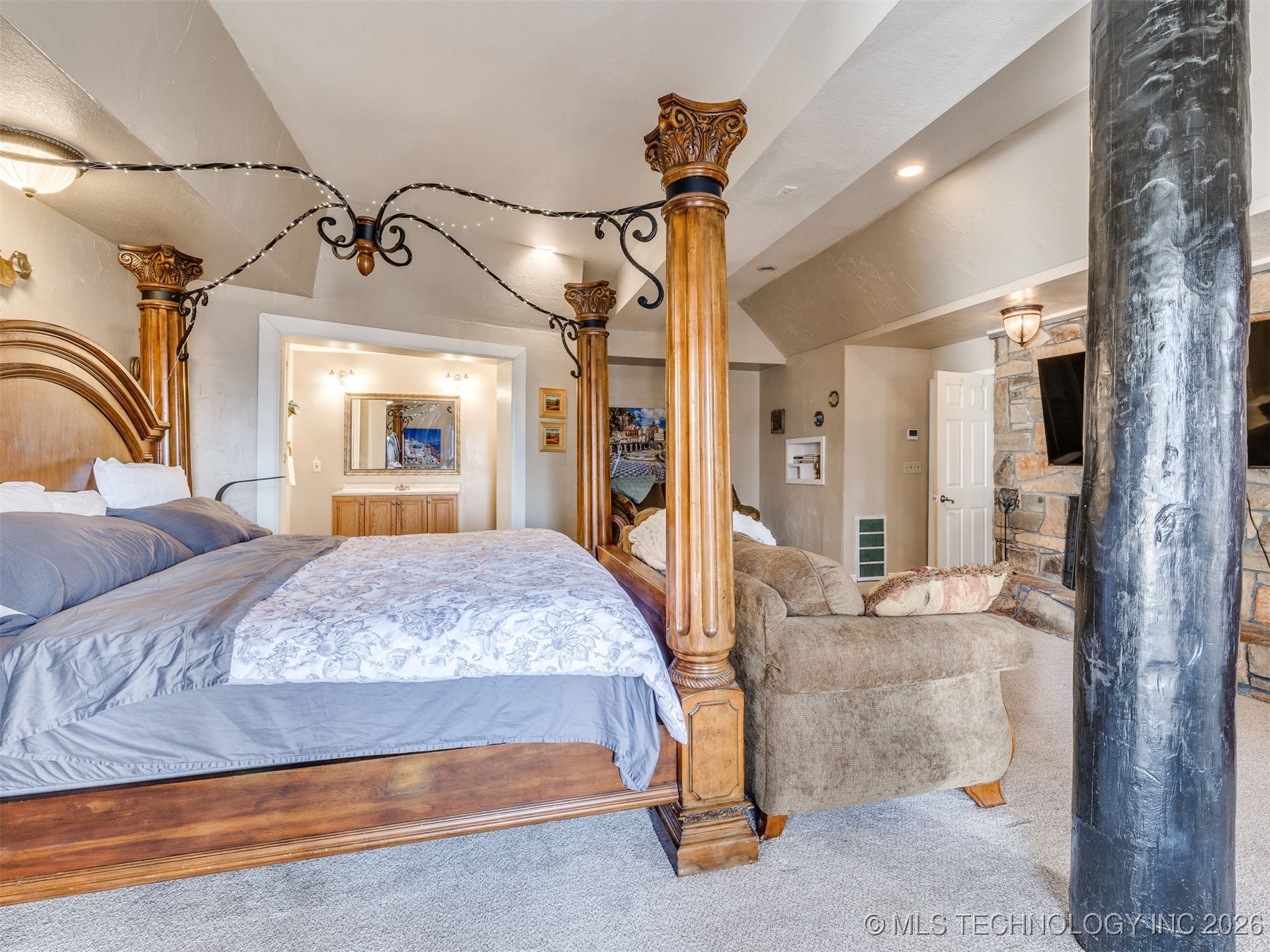 2 W Diamond Head Drive Property Photo 14