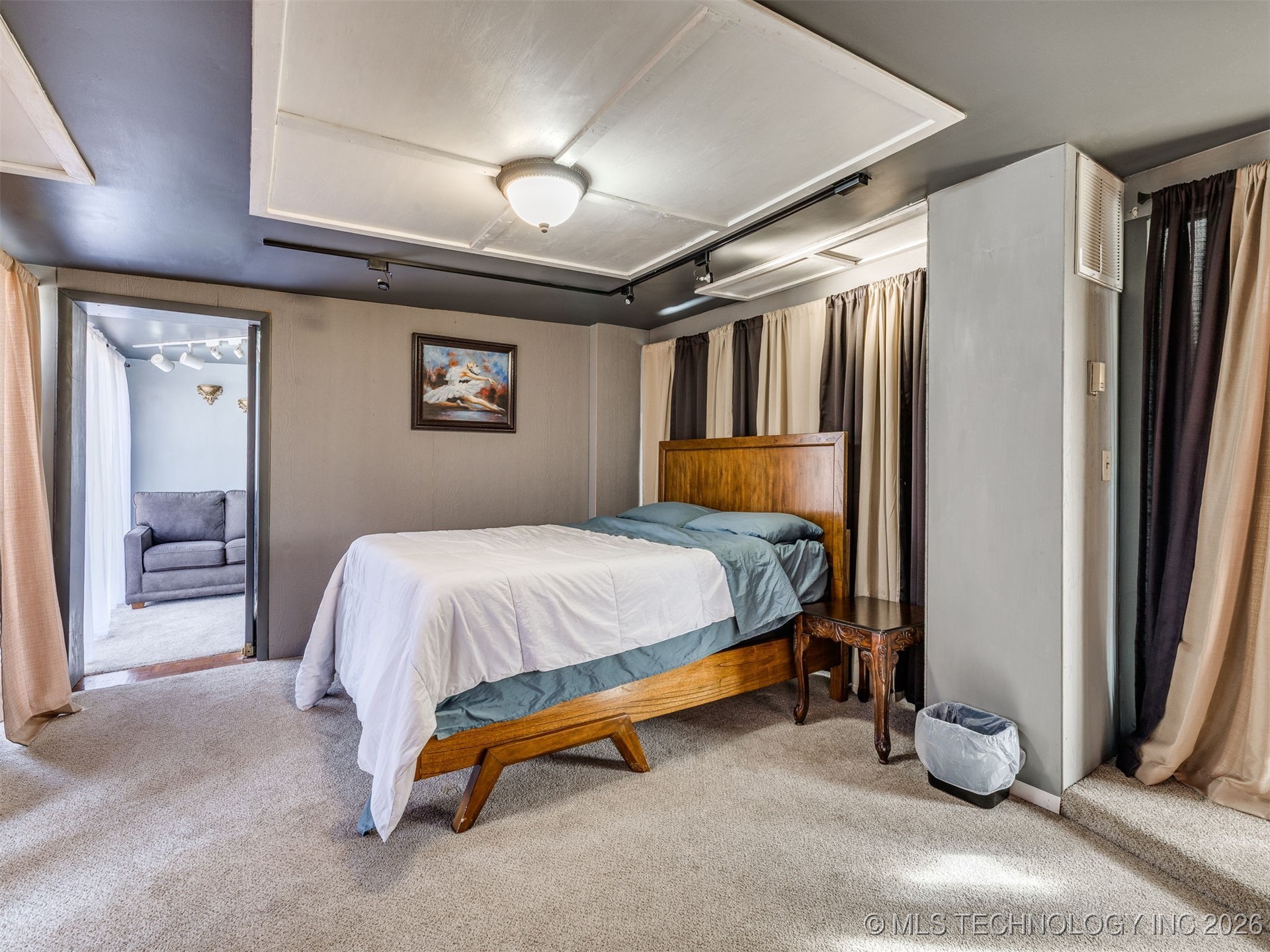 2 W Diamond Head Drive Property Photo 40