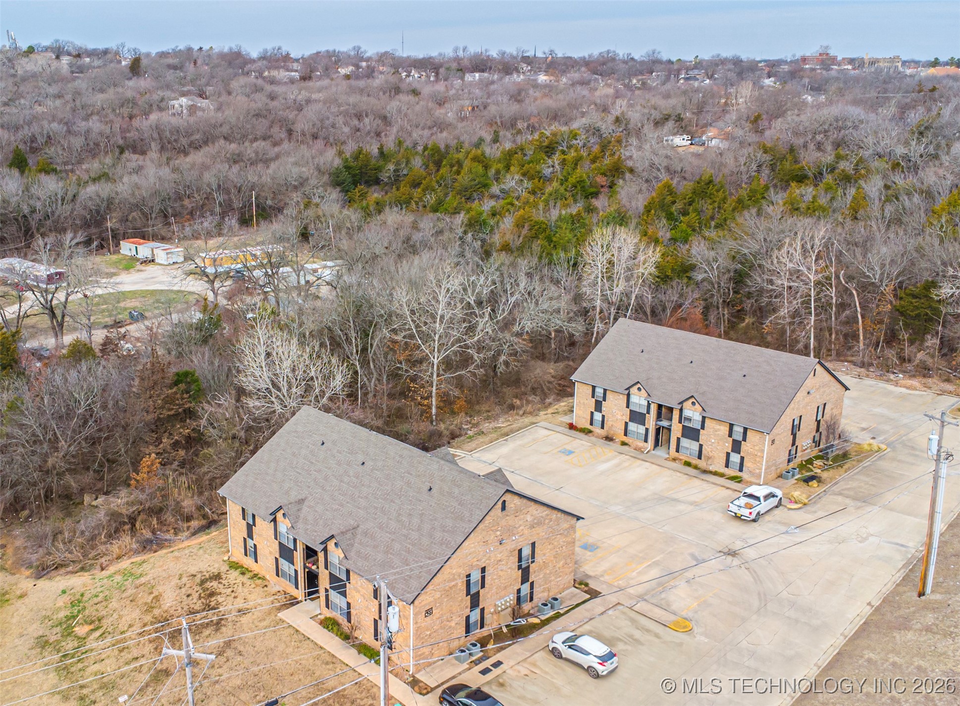 825 S Mississippi Avenue Property Photo 4