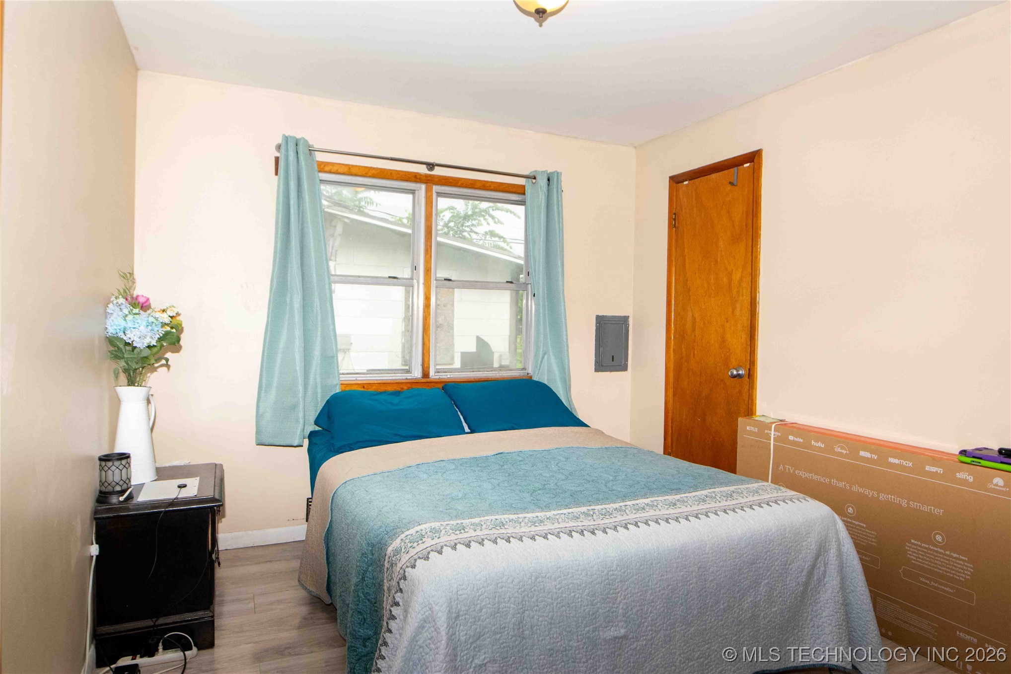 444 S 43rd West Avenue Property Photo 15