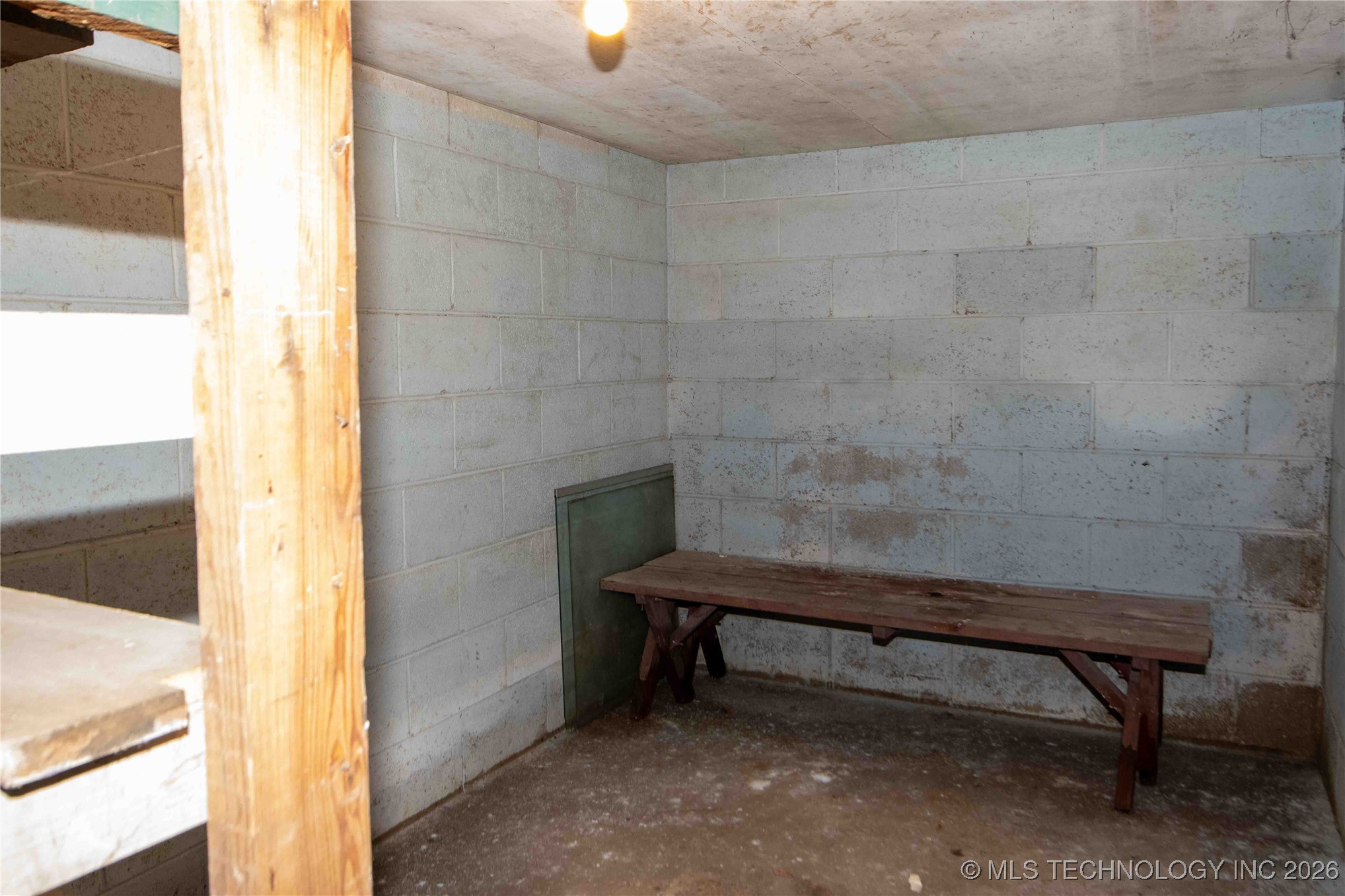 444 S 43rd West Avenue Property Photo 24