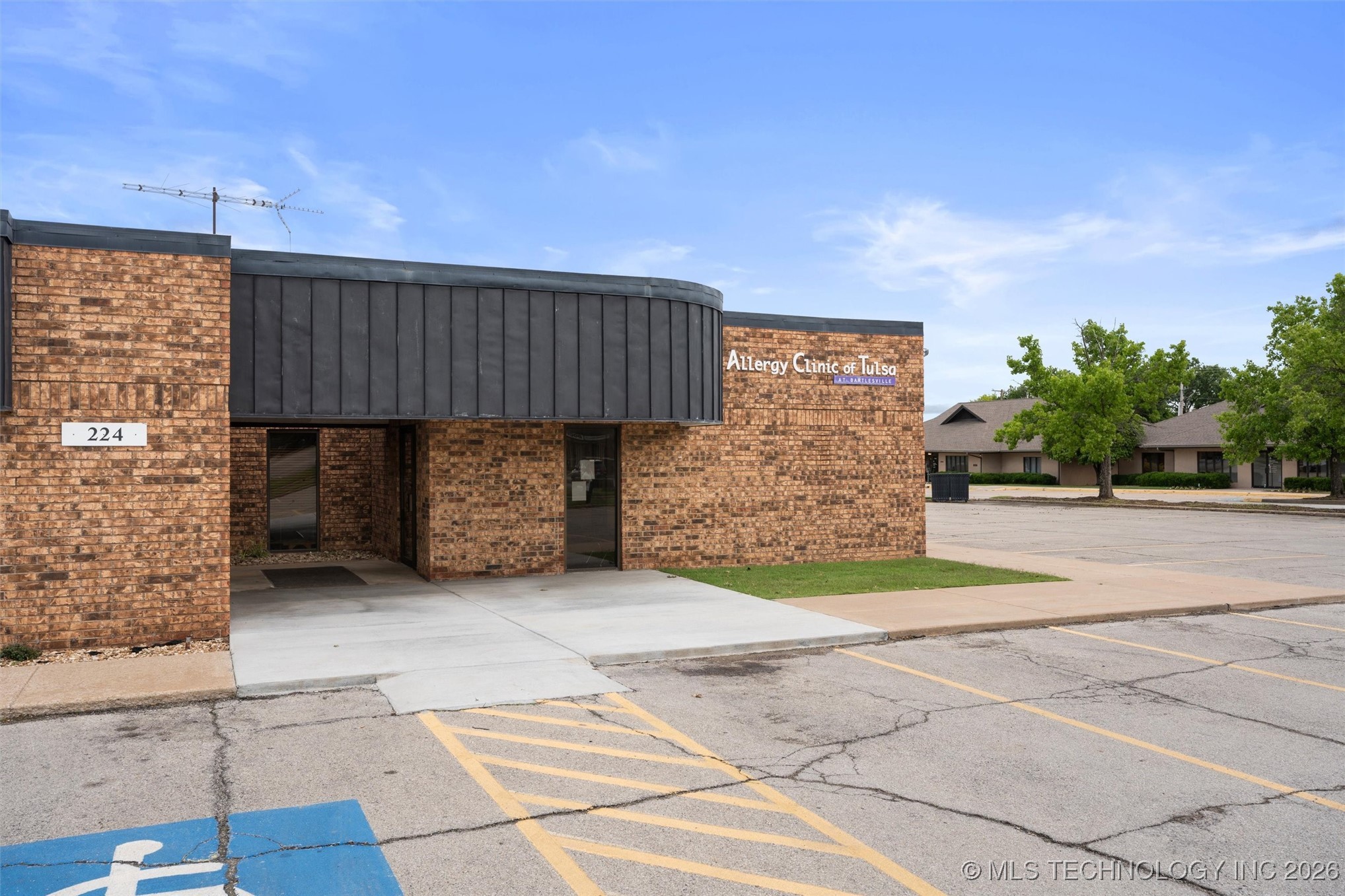 224 Se Debell Avenue Property Photo 2