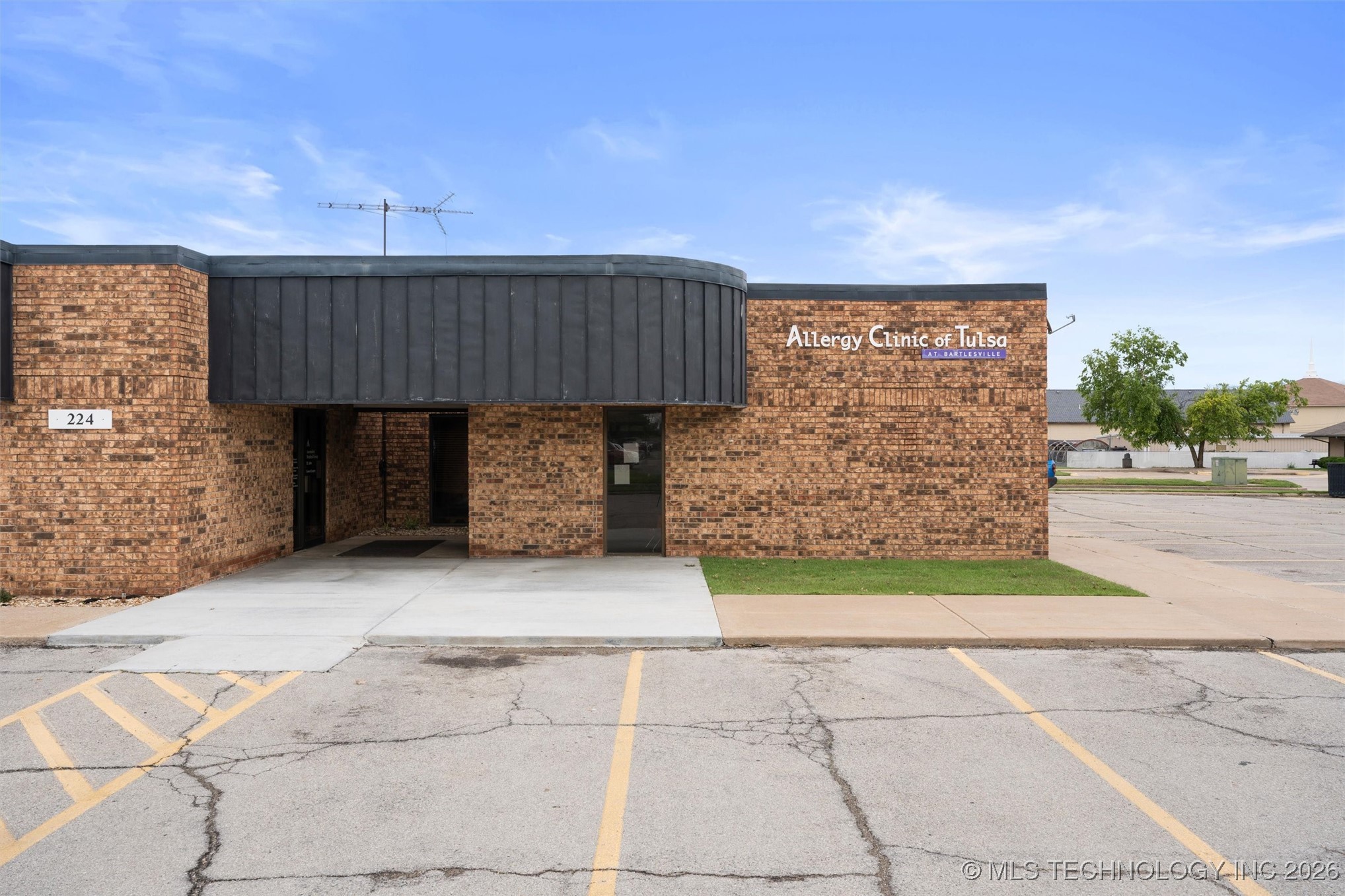 224 Se Debell Avenue Property Photo 3