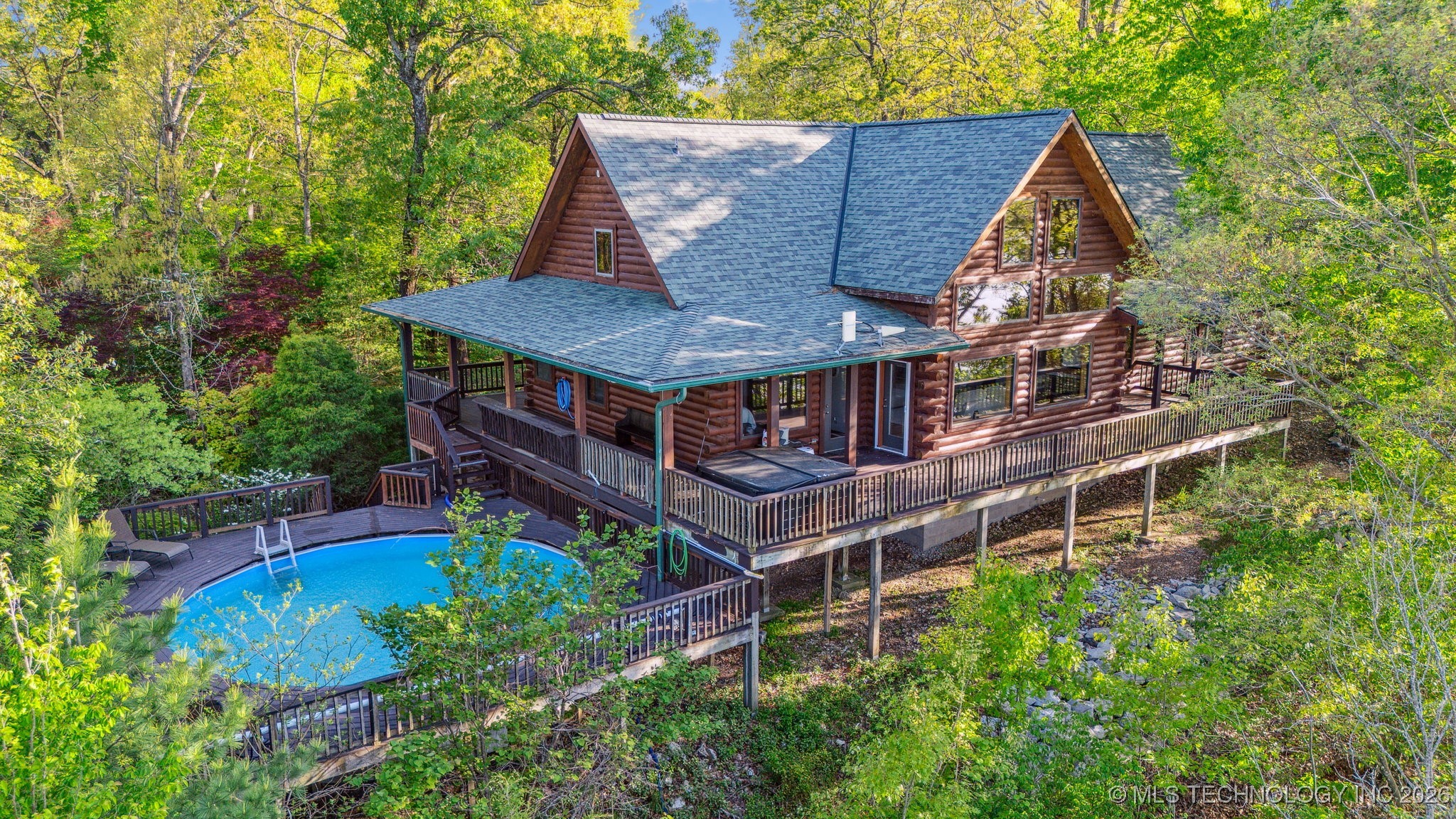 67250 E 260 Road Property Photo 2