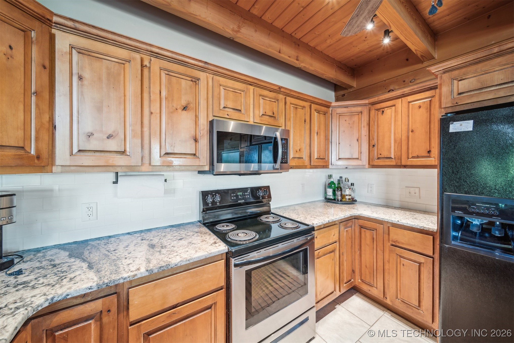 67250 E 260 Road Property Photo 23