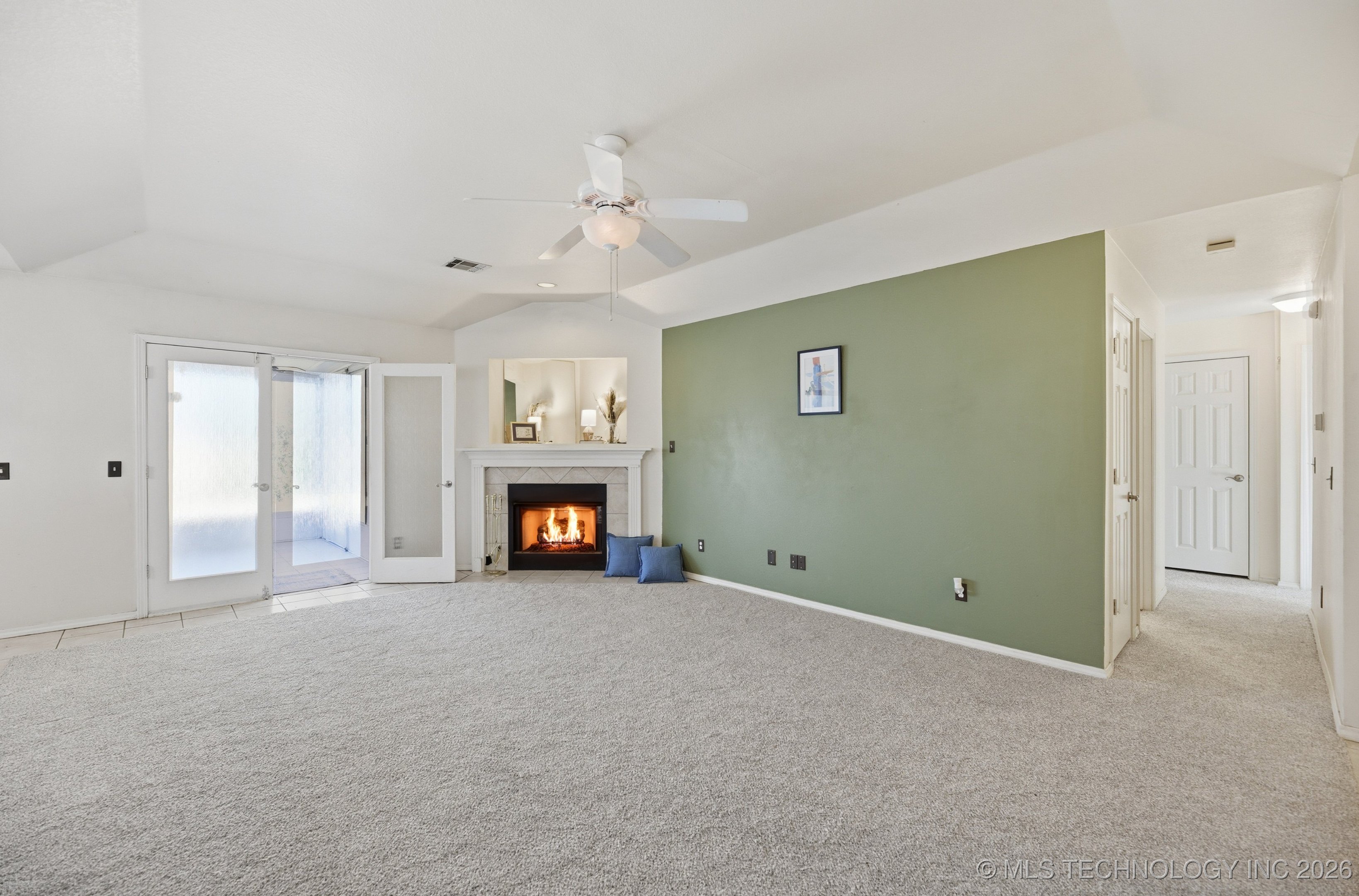 916 W Atlanta Court Property Photo 6