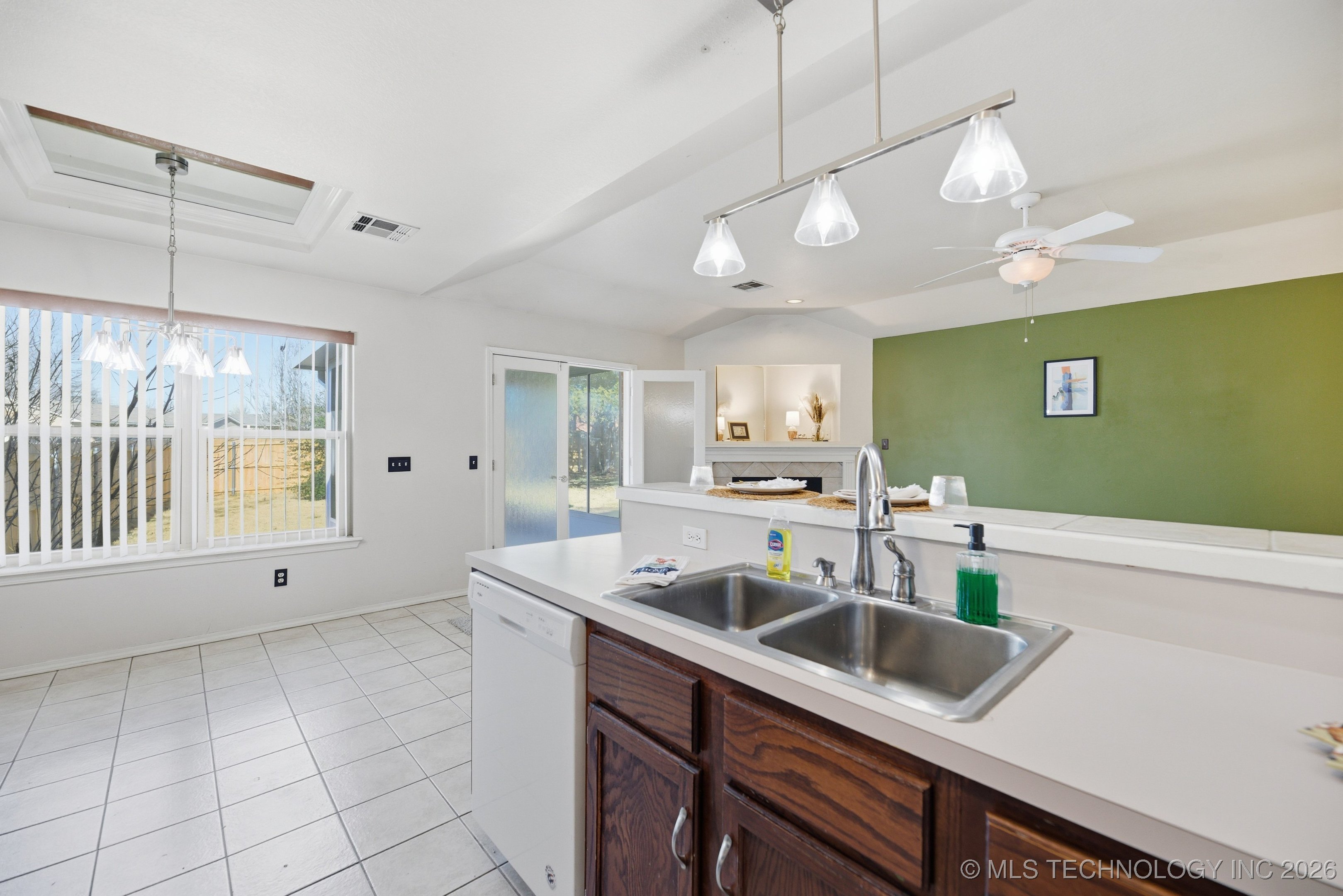 916 W Atlanta Court Property Photo 11