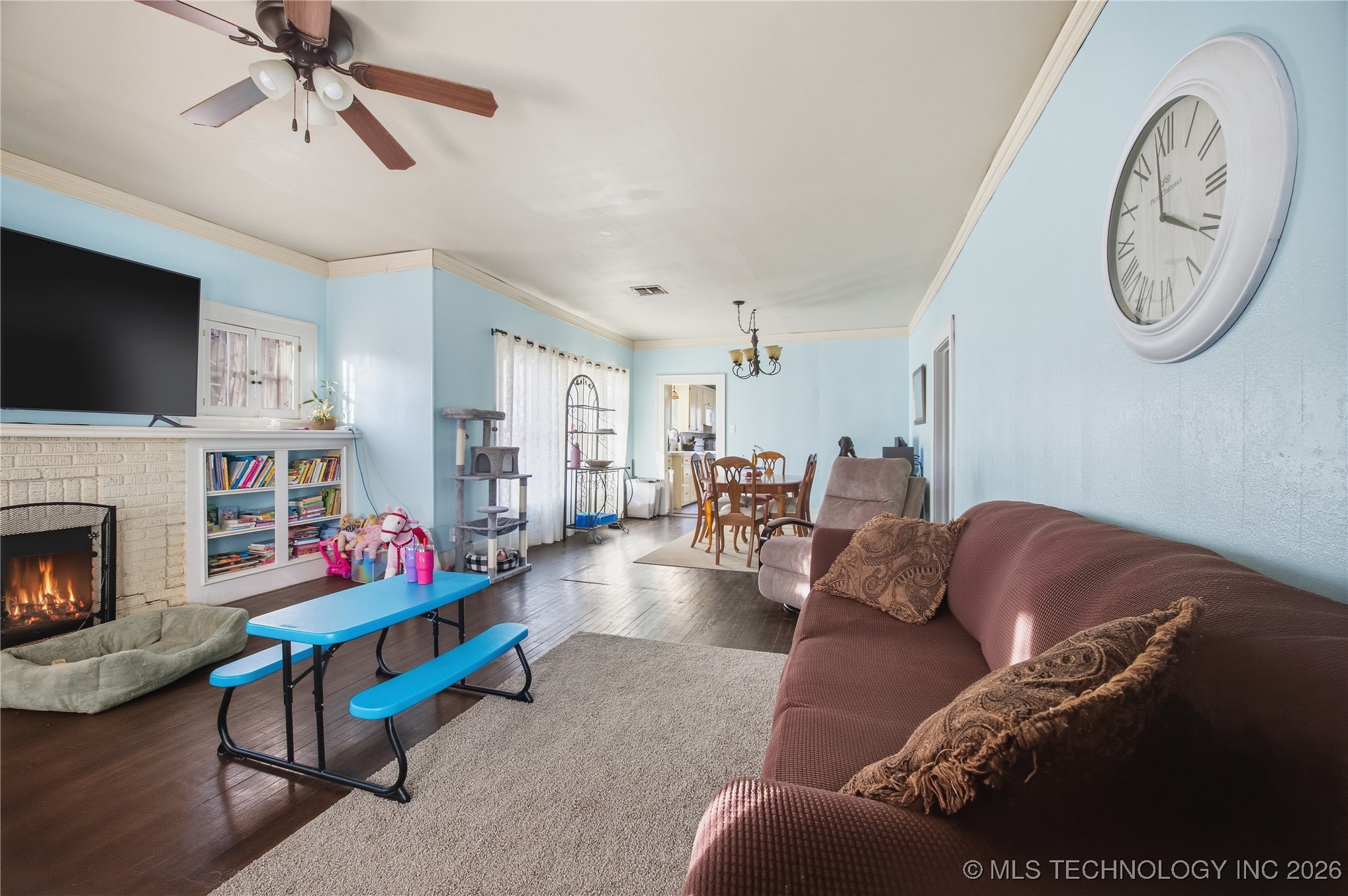 621 E Seminole Avenue Property Photo 5