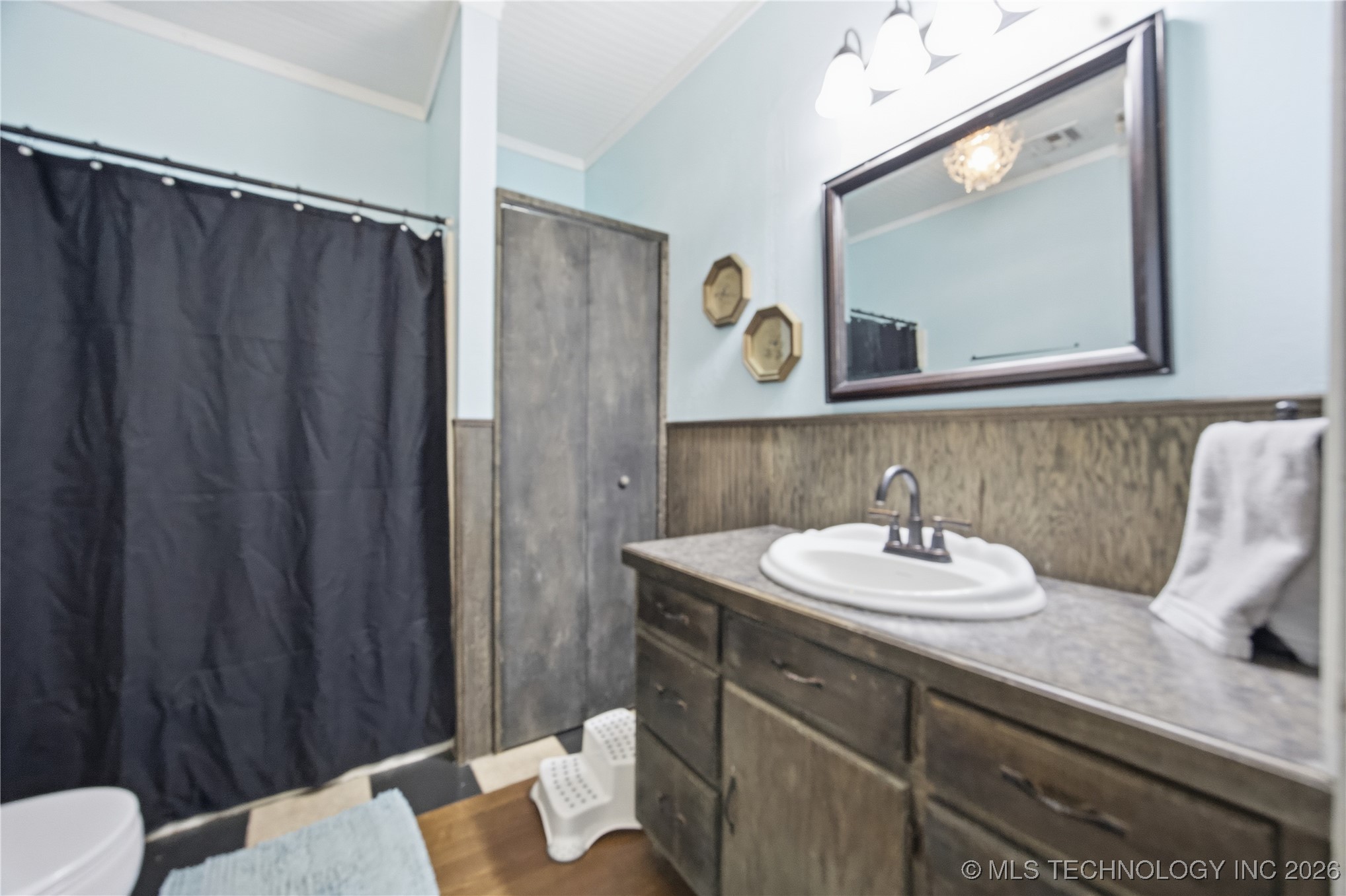 621 E Seminole Avenue Property Photo 15