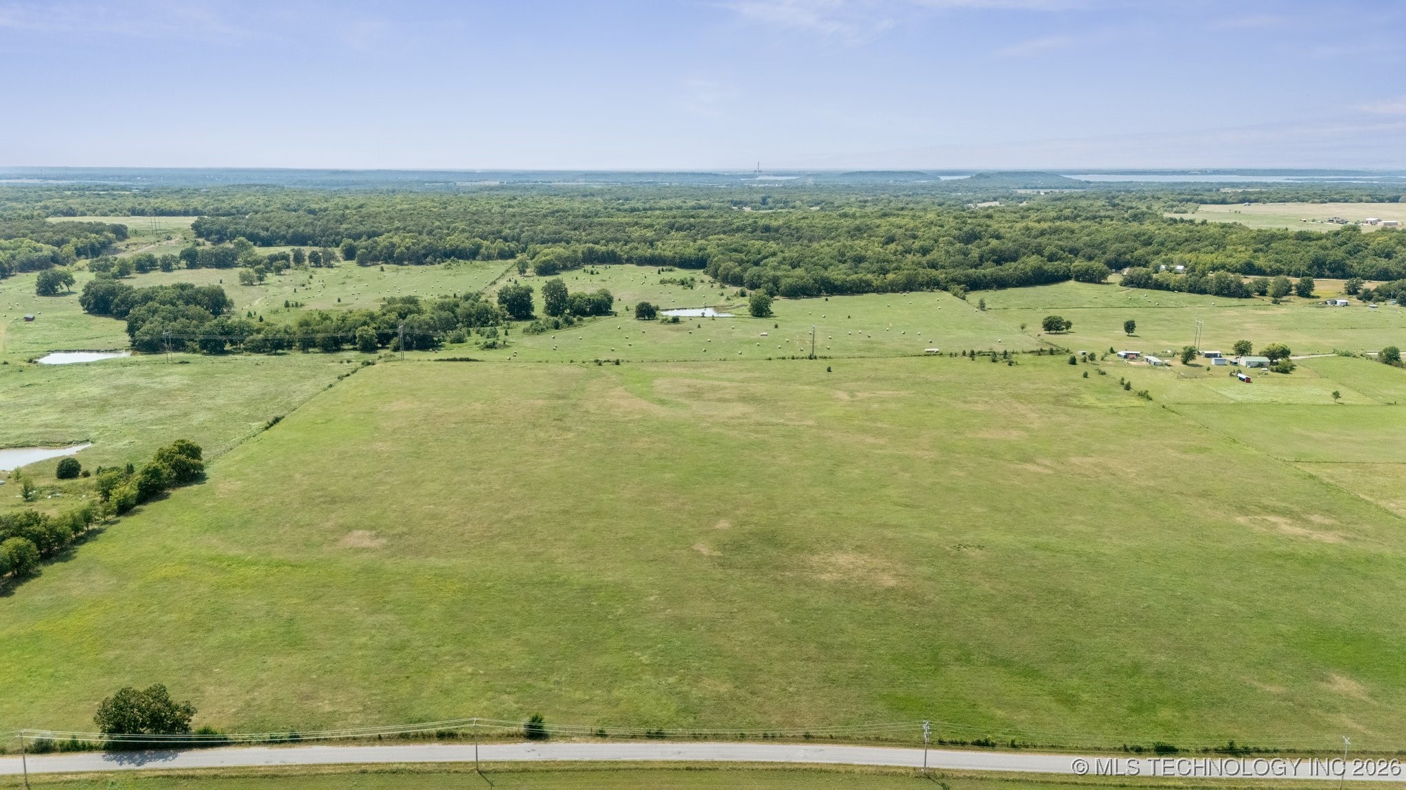 4190 Road Property Photo 1