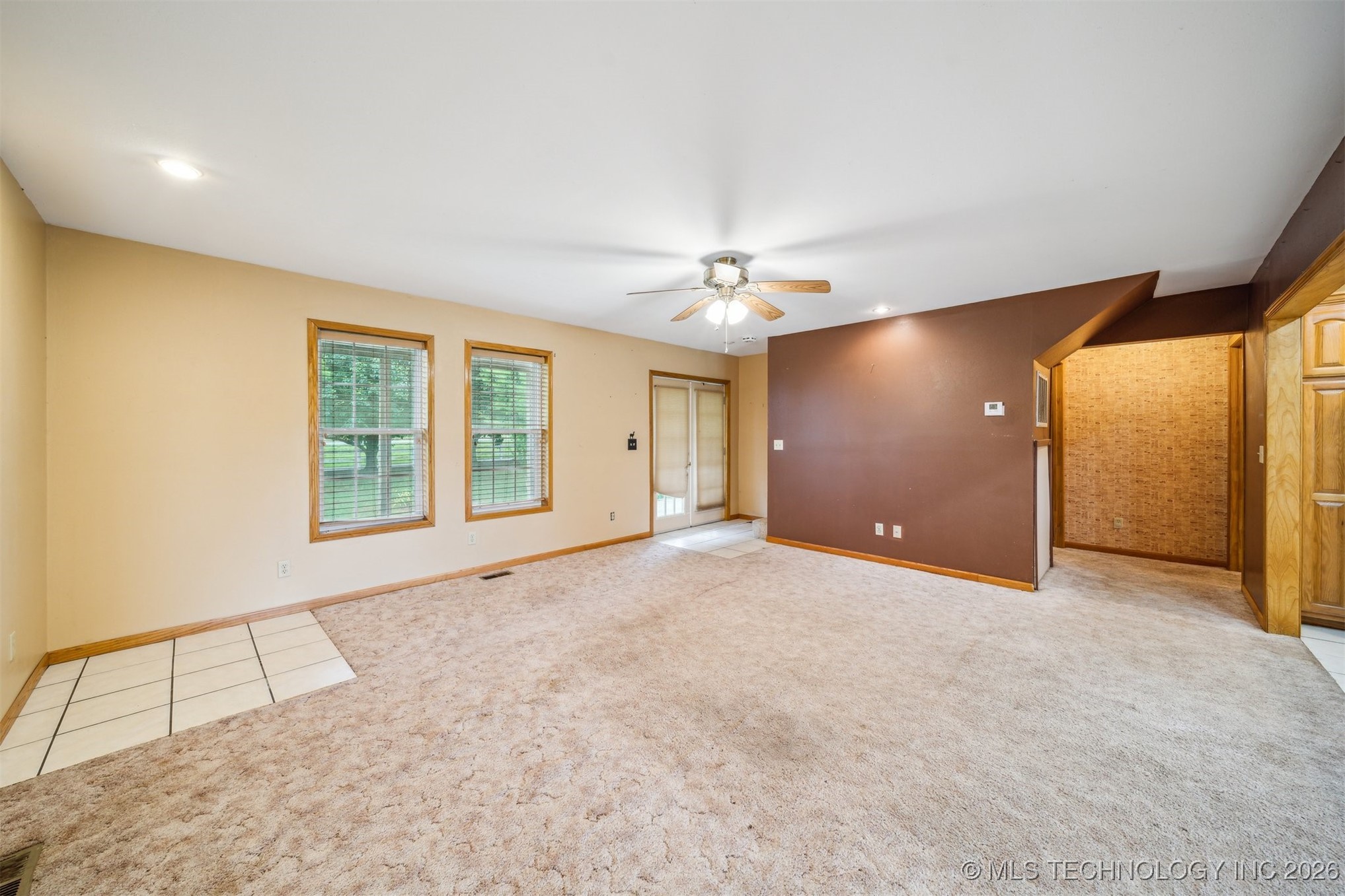 768 E Main Street Property Photo 3