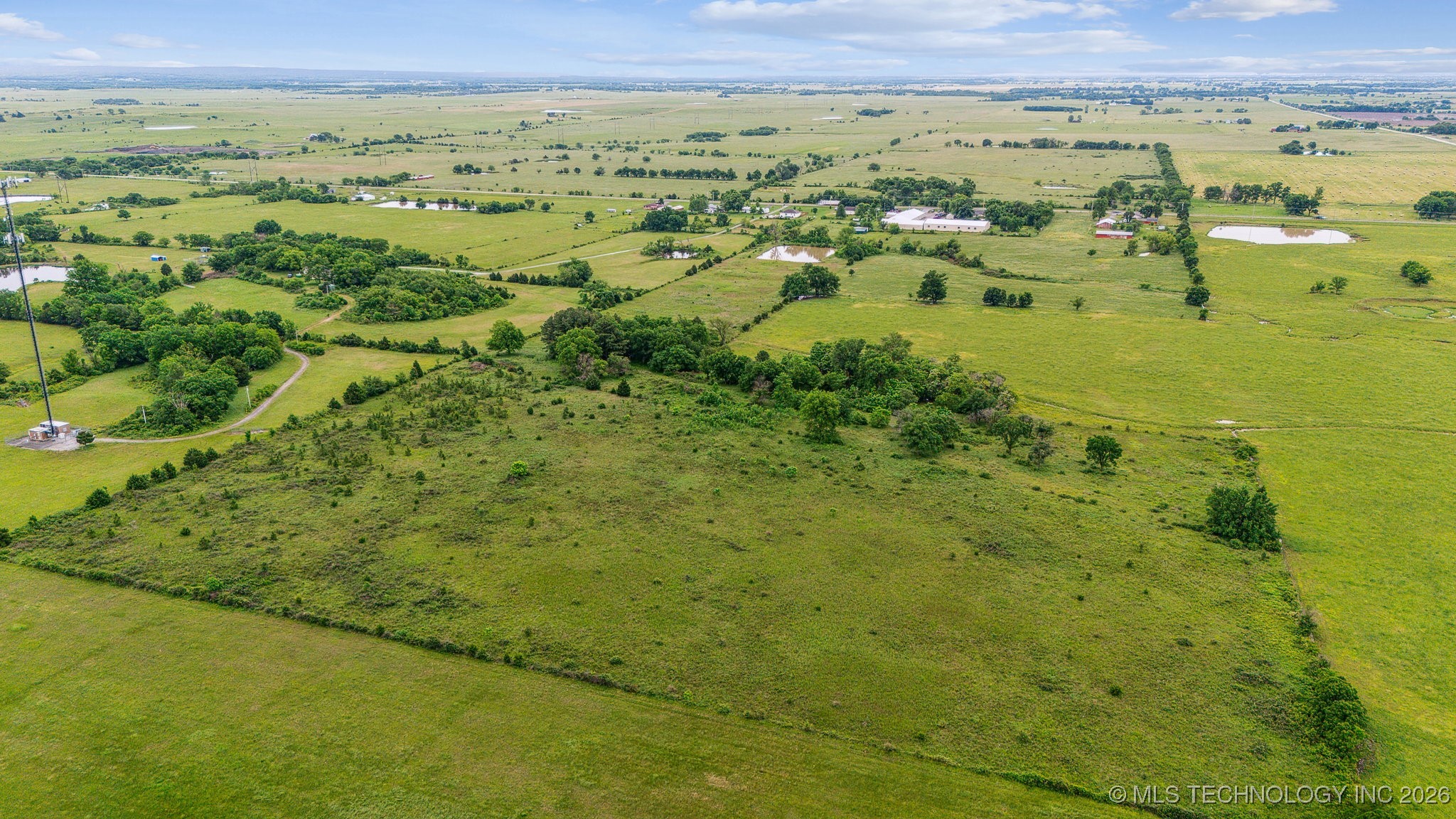 768 E Main Street Property Photo 30