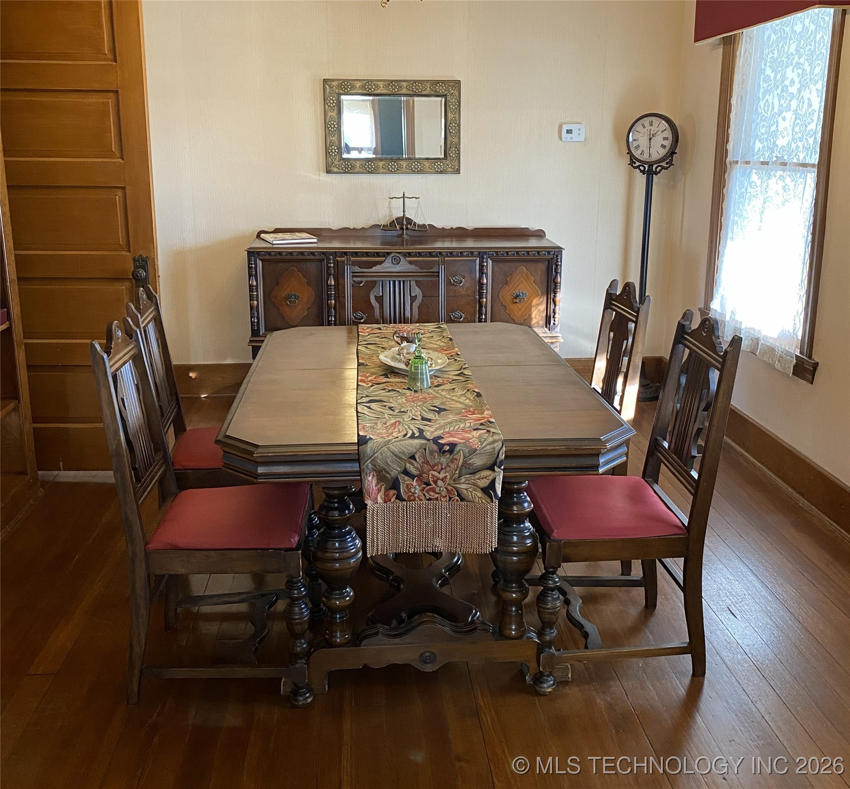 404 W Broadway Avenue Property Photo 5