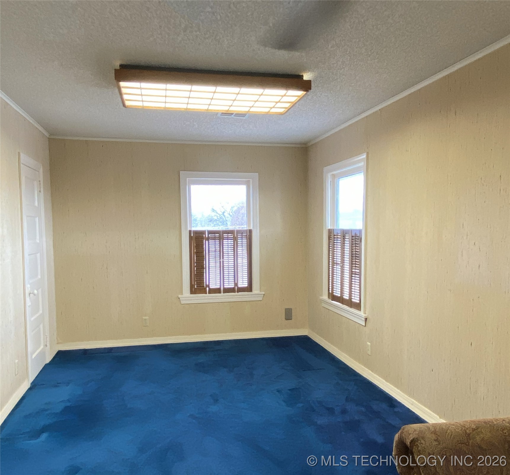 404 W Broadway Avenue Property Photo 16