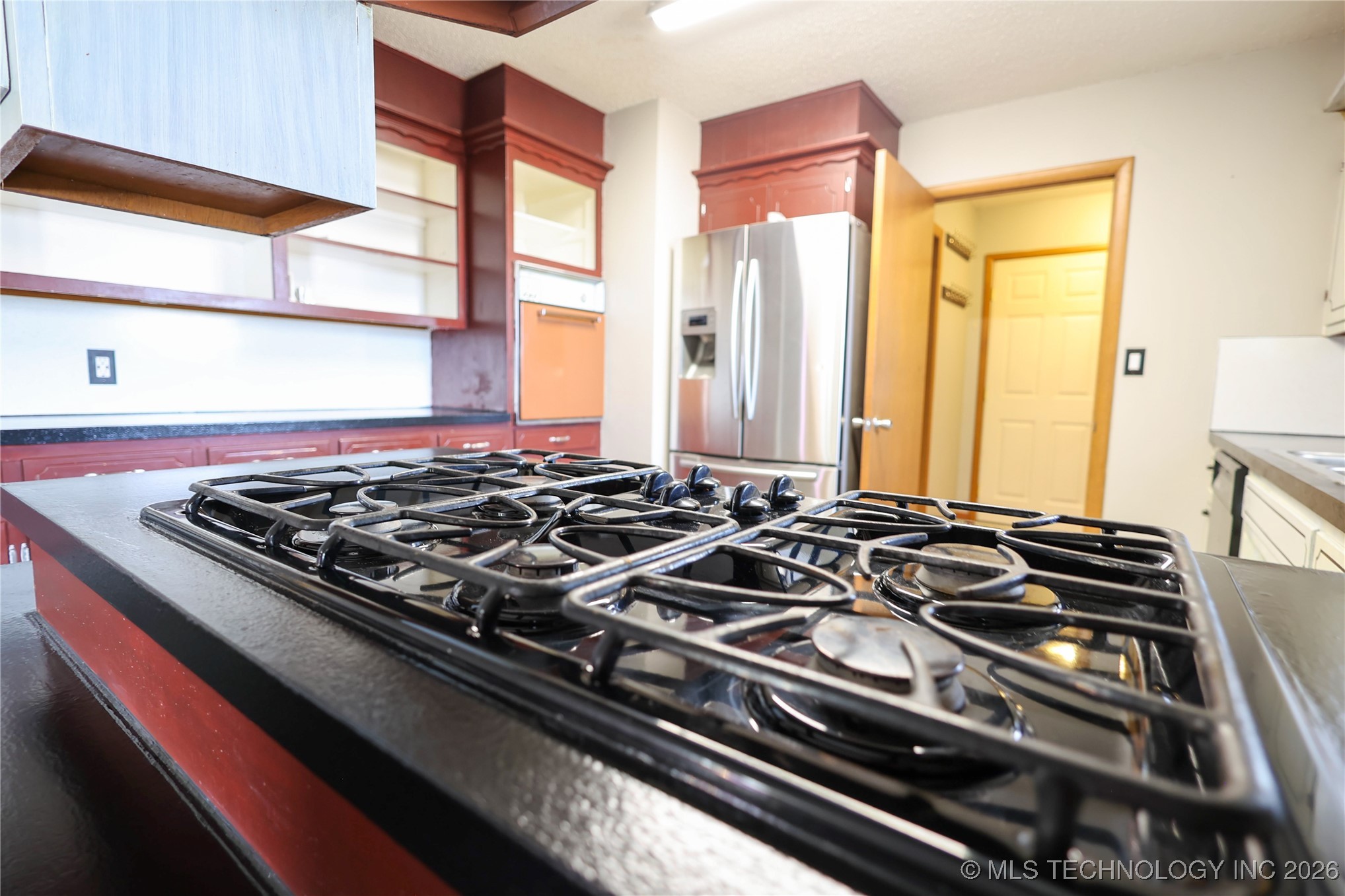 1701 W 14th Property Photo 11