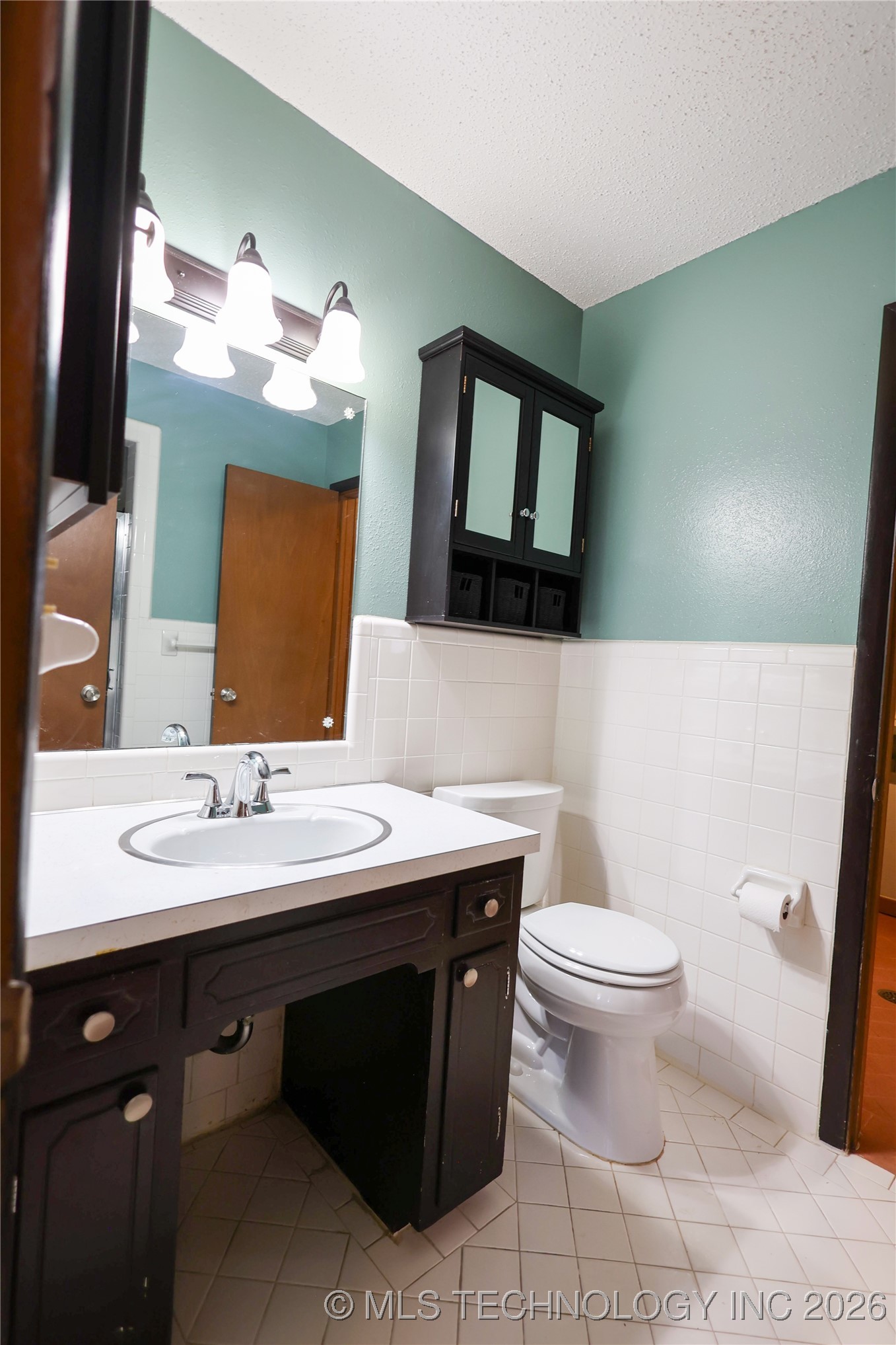 1701 W 14th Property Photo 18