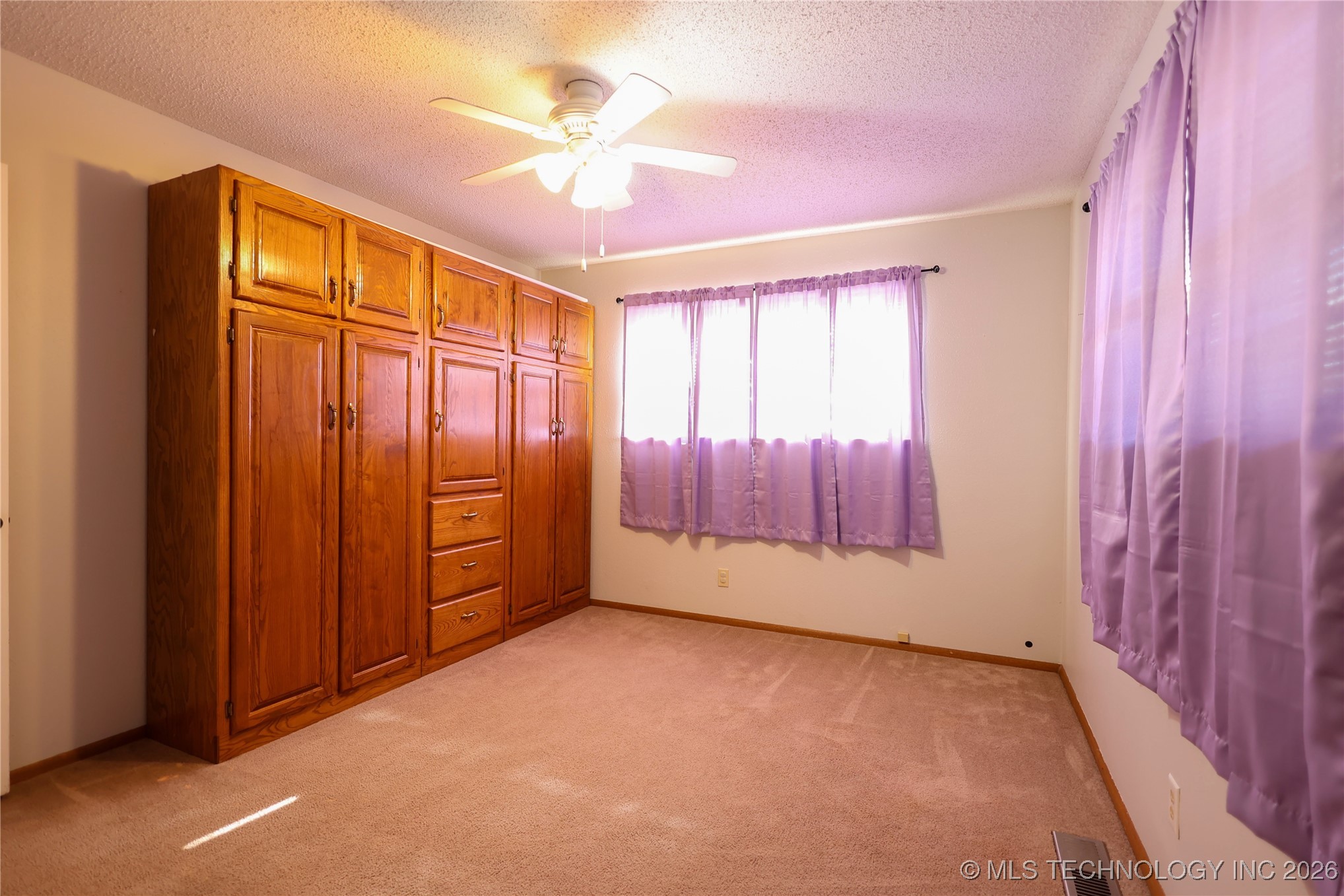 1701 W 14th Property Photo 20