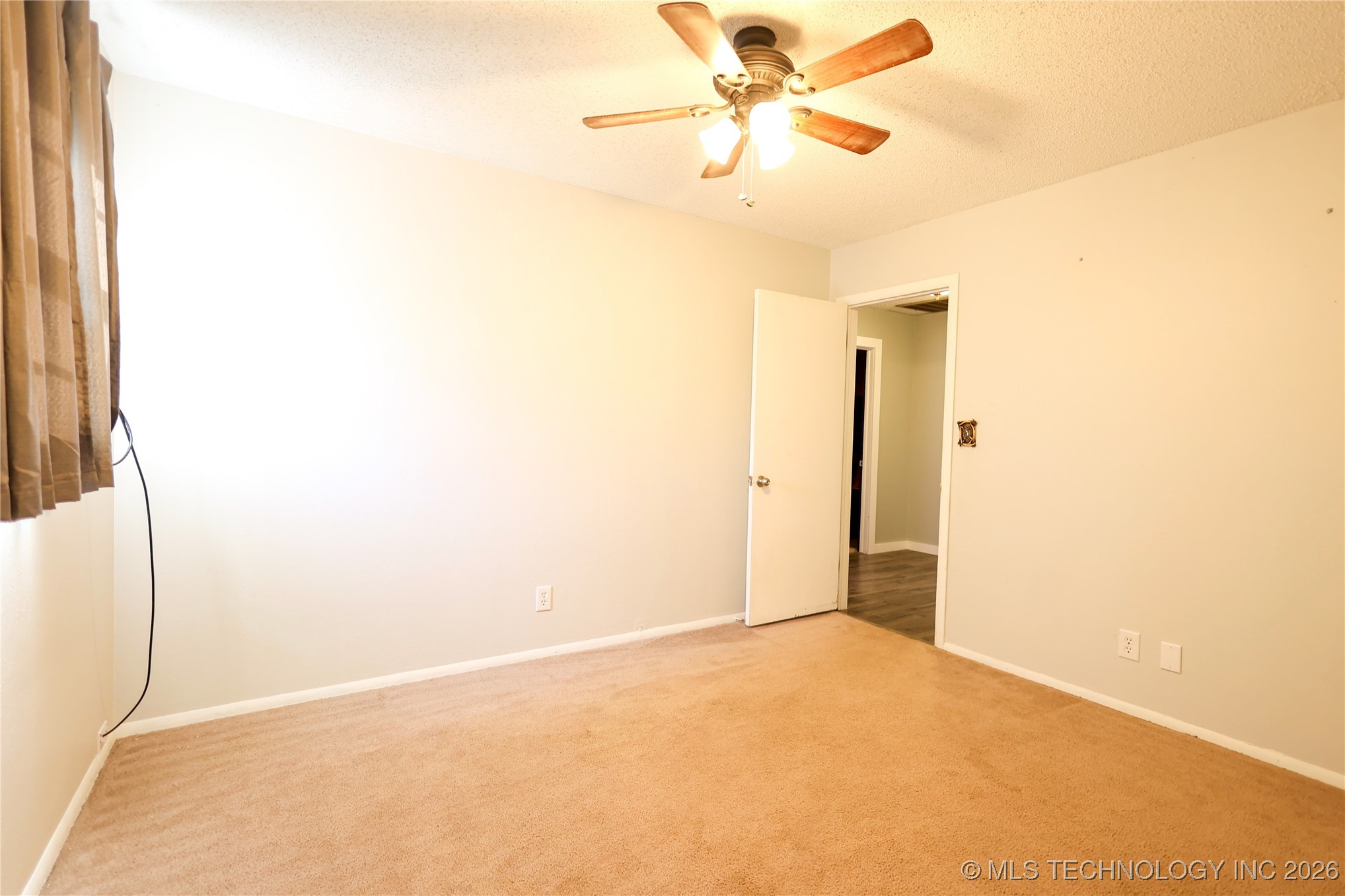 1701 W 14th Property Photo 22