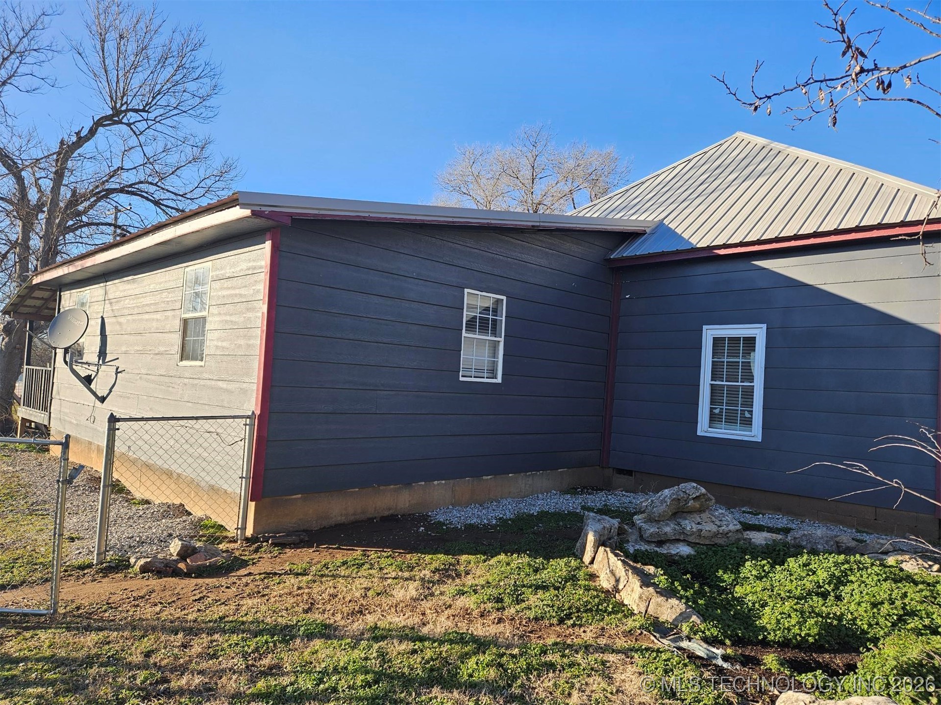 121 Rural Route 1 Property Photo 6