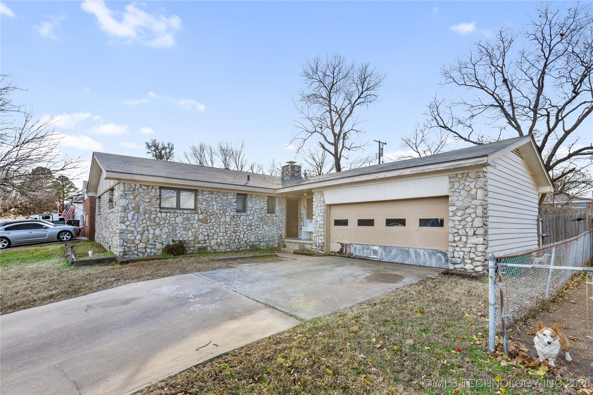 784 N Moccasin Place Property Photo 19