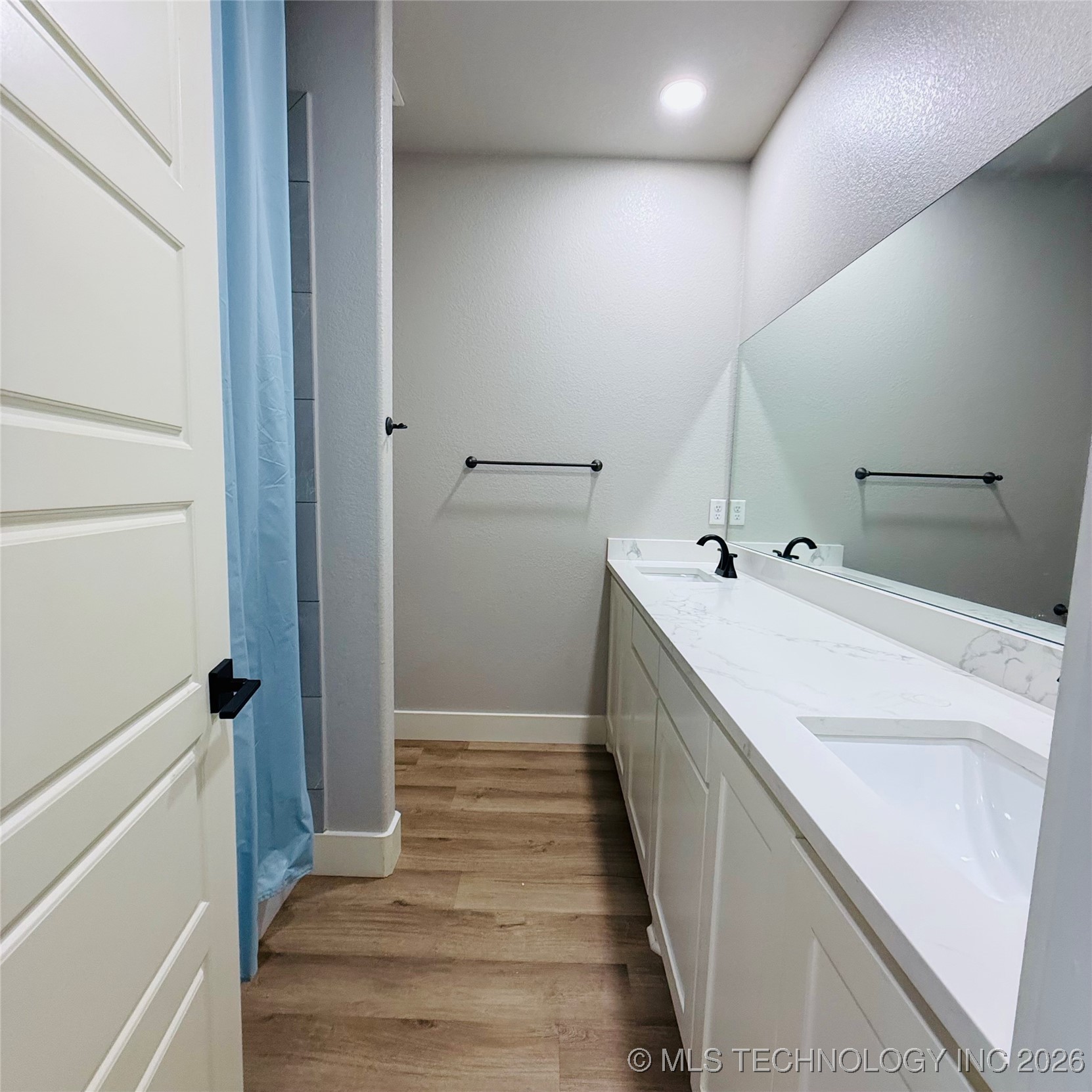 114 Wilson Loop Property Photo 14