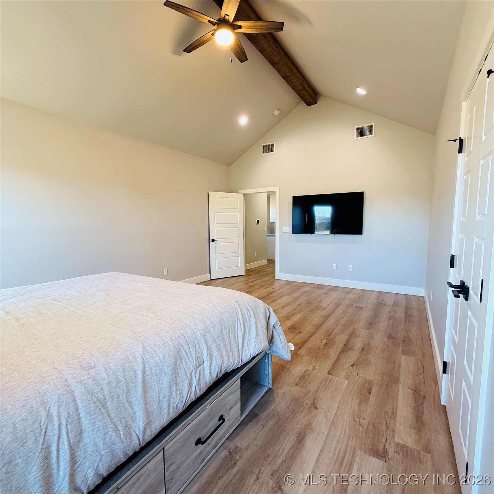 114 Wilson Loop Property Photo 15