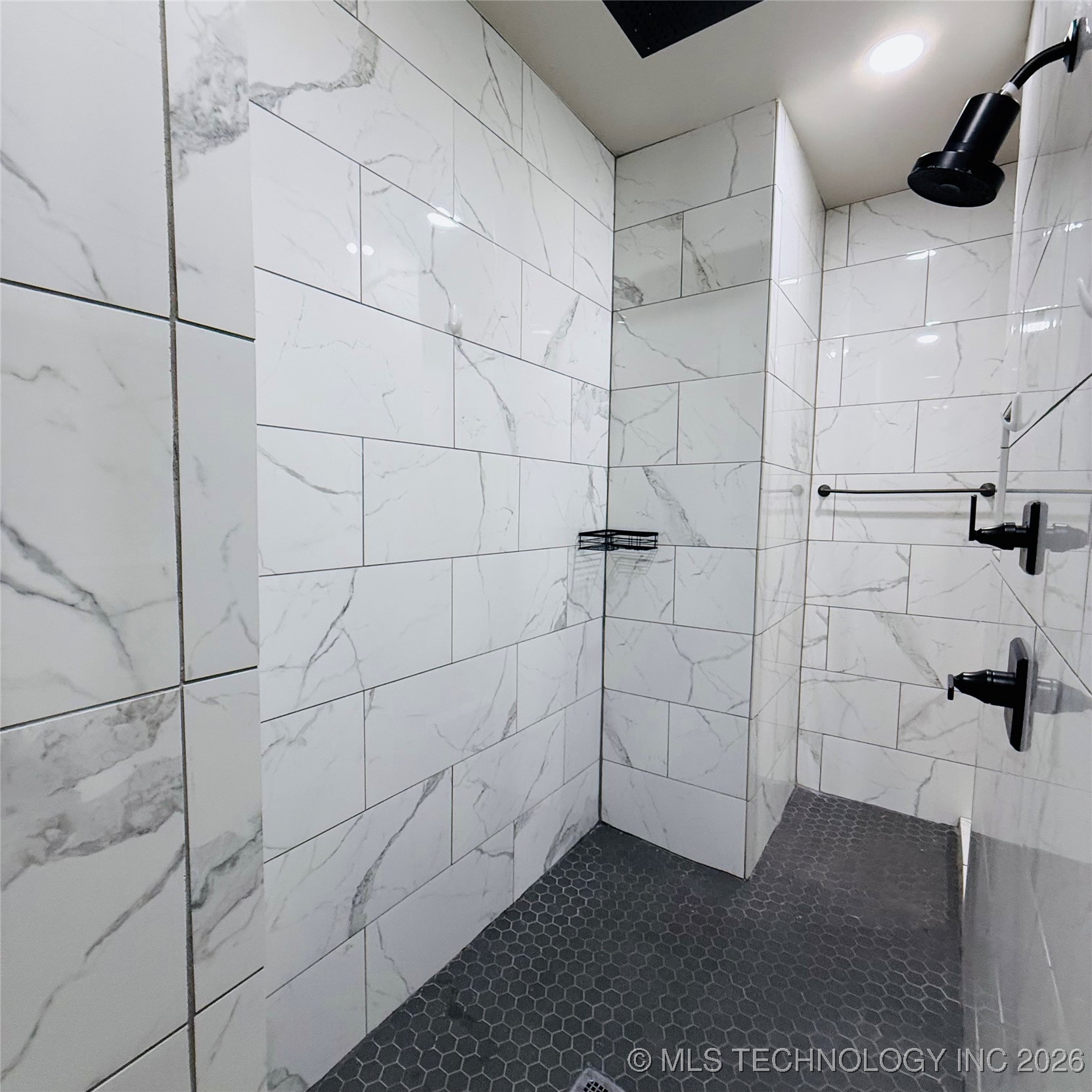 114 Wilson Loop Property Photo 17