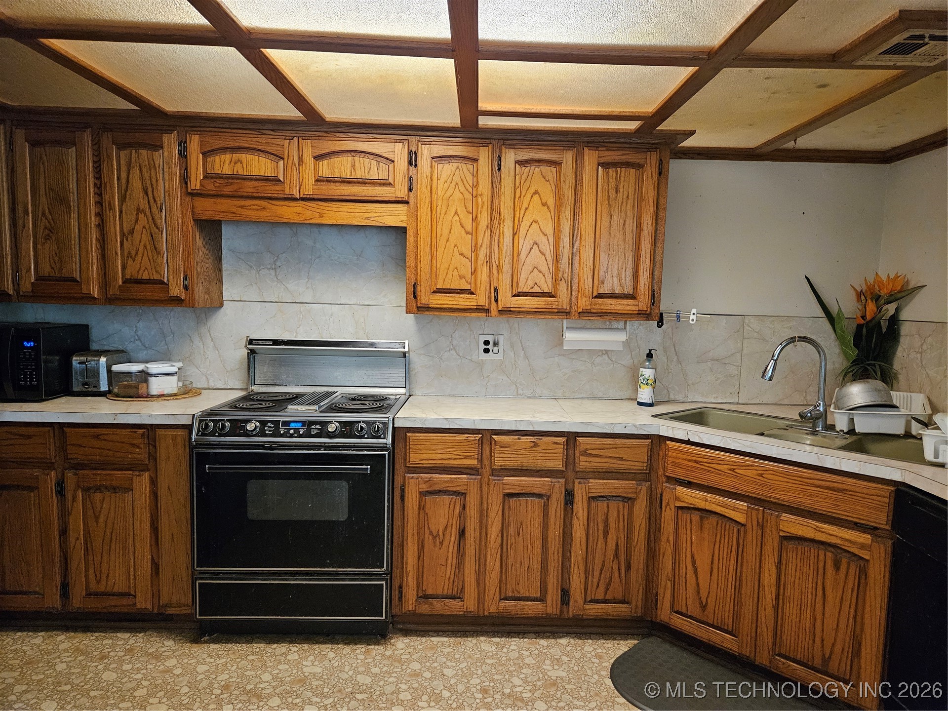 13037 E 590 Road Property Photo 65