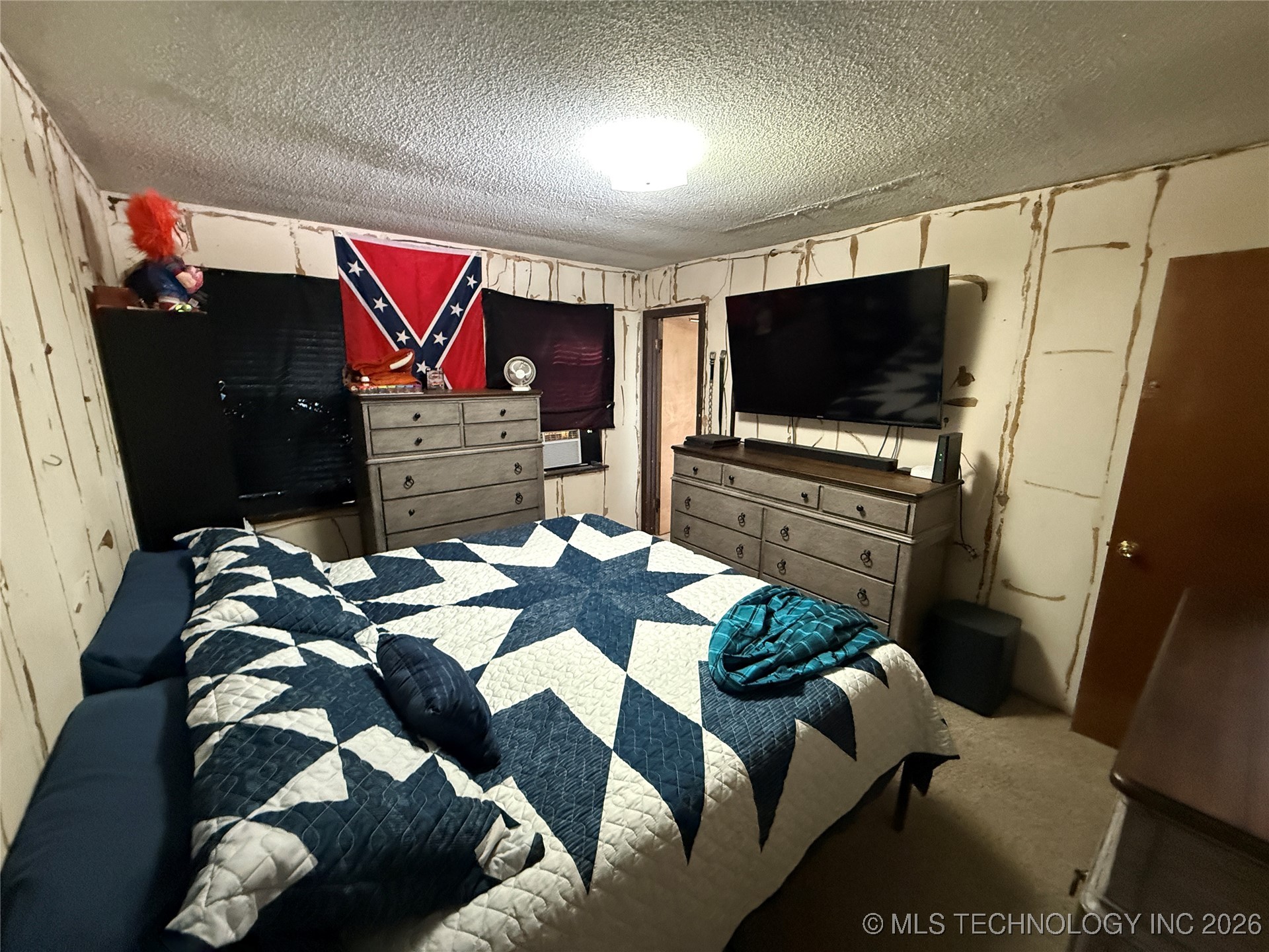 1749 Southridge Drive Property Photo 8