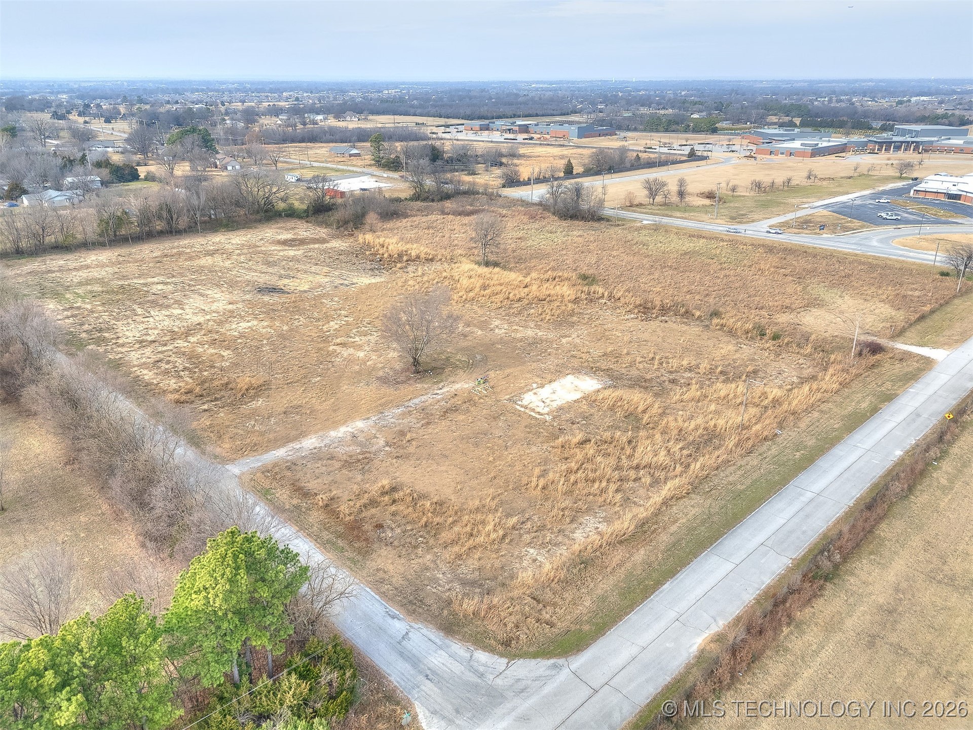 13401 E 105th Street N Property Photo 1