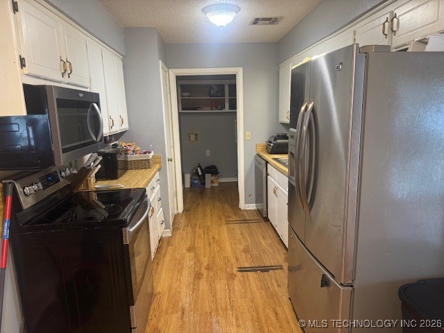 1106 N 3rd Street Property Photo 8