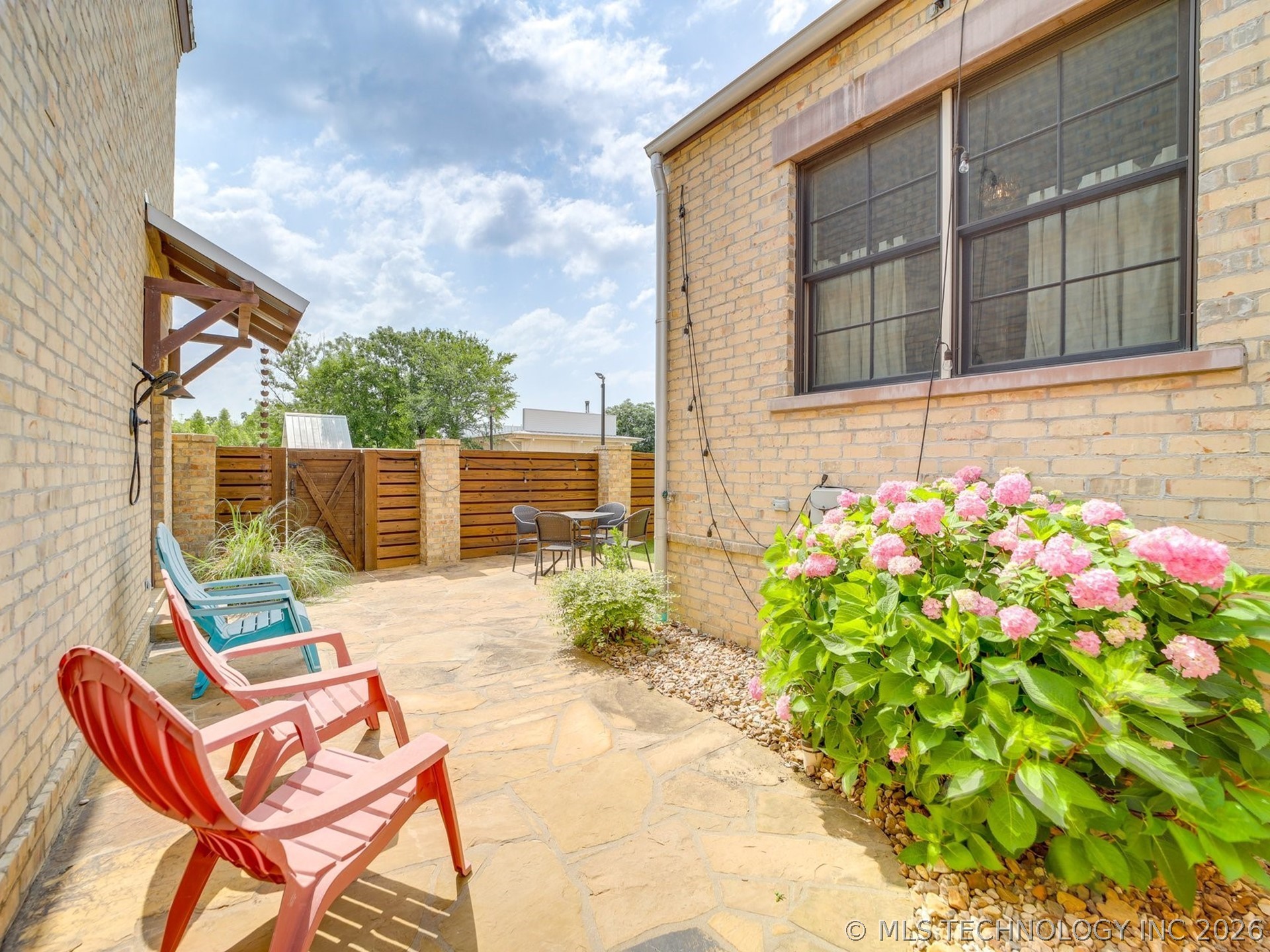 29 Park Street Property Photo 28