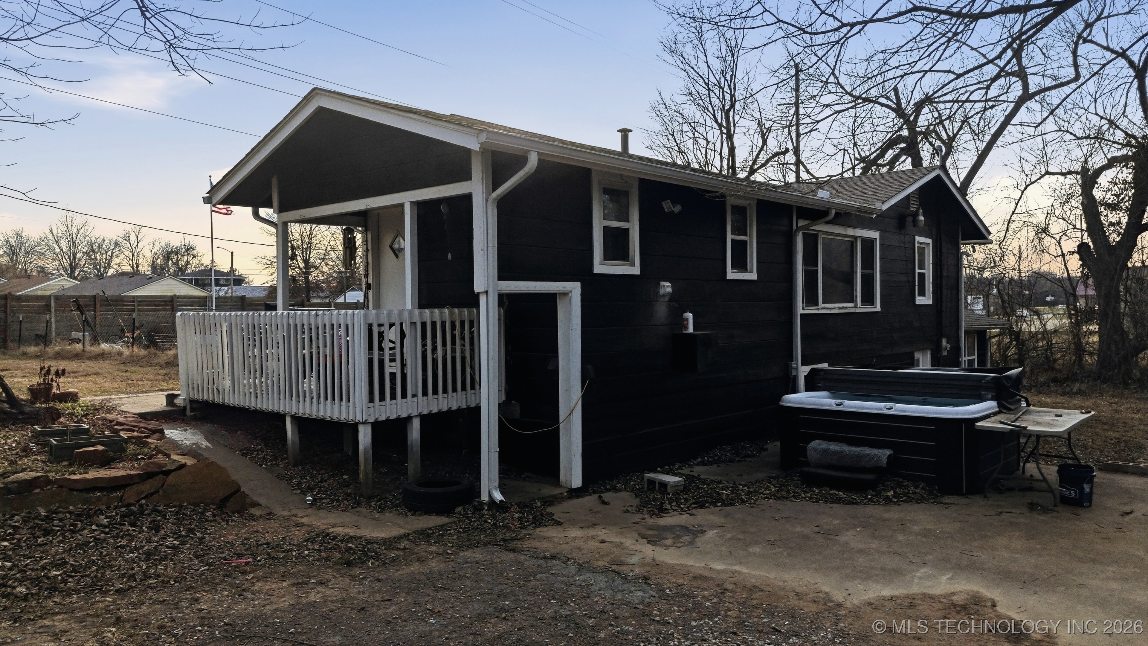 4303 W Edison Street Property Photo 2