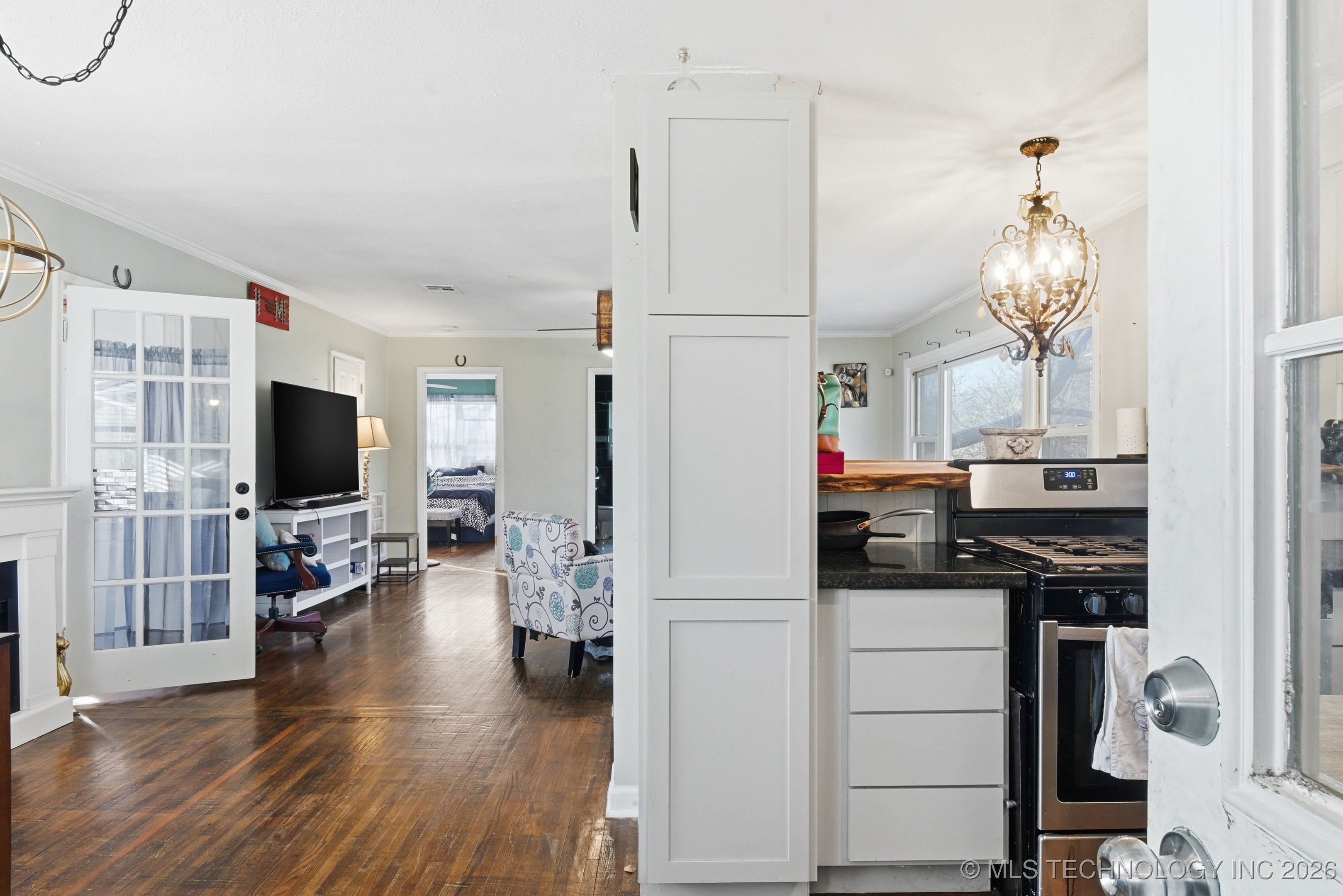 4303 W Edison Street Property Photo 11