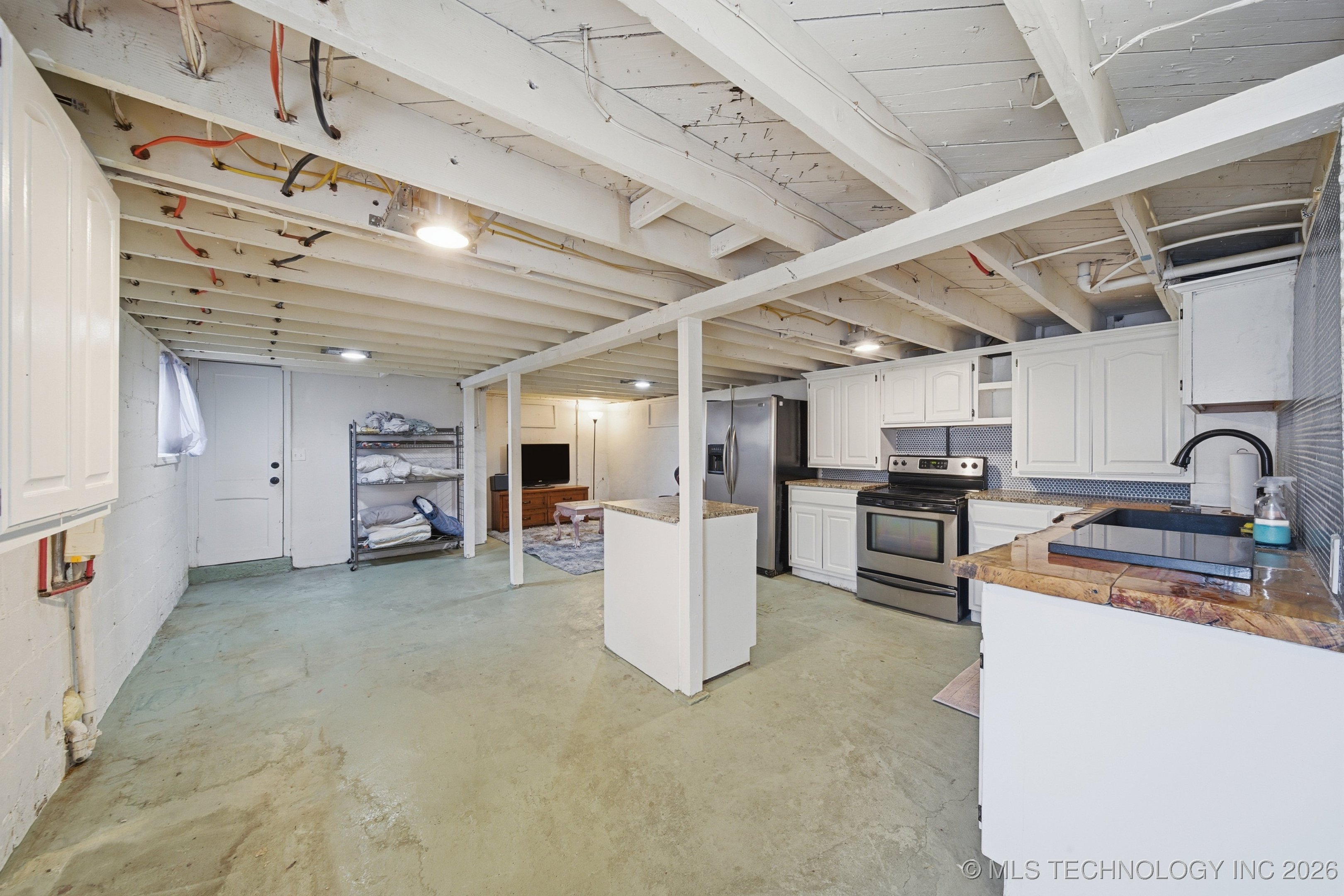 4303 W Edison Street Property Photo 25