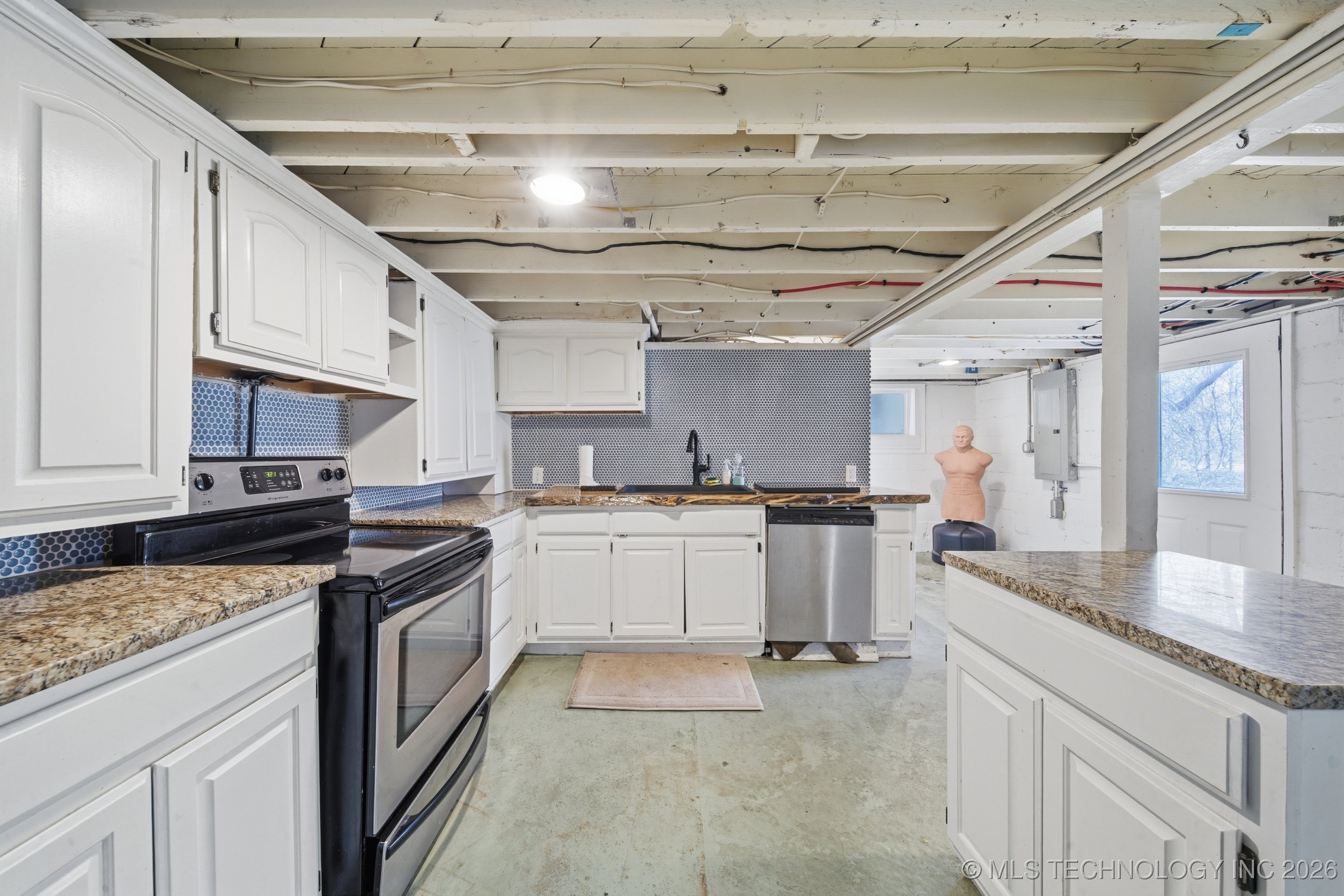 4303 W Edison Street Property Photo 27