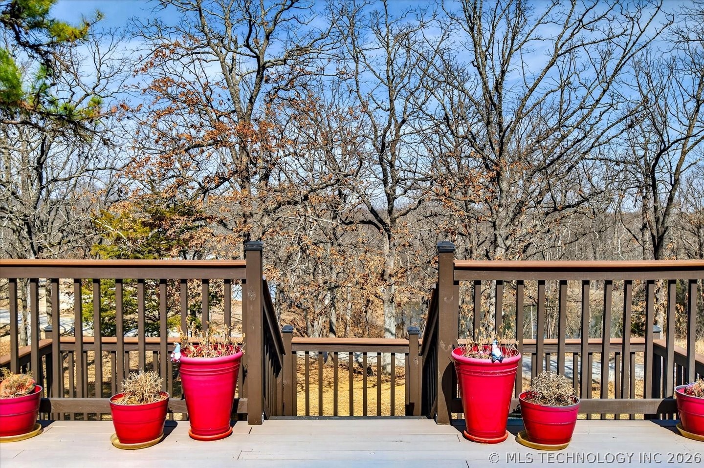 18290 N Lombard Lane Property Photo 5