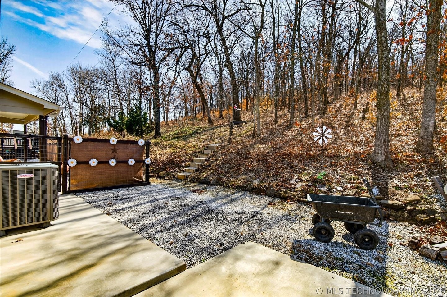 18290 N Lombard Lane Property Photo 22