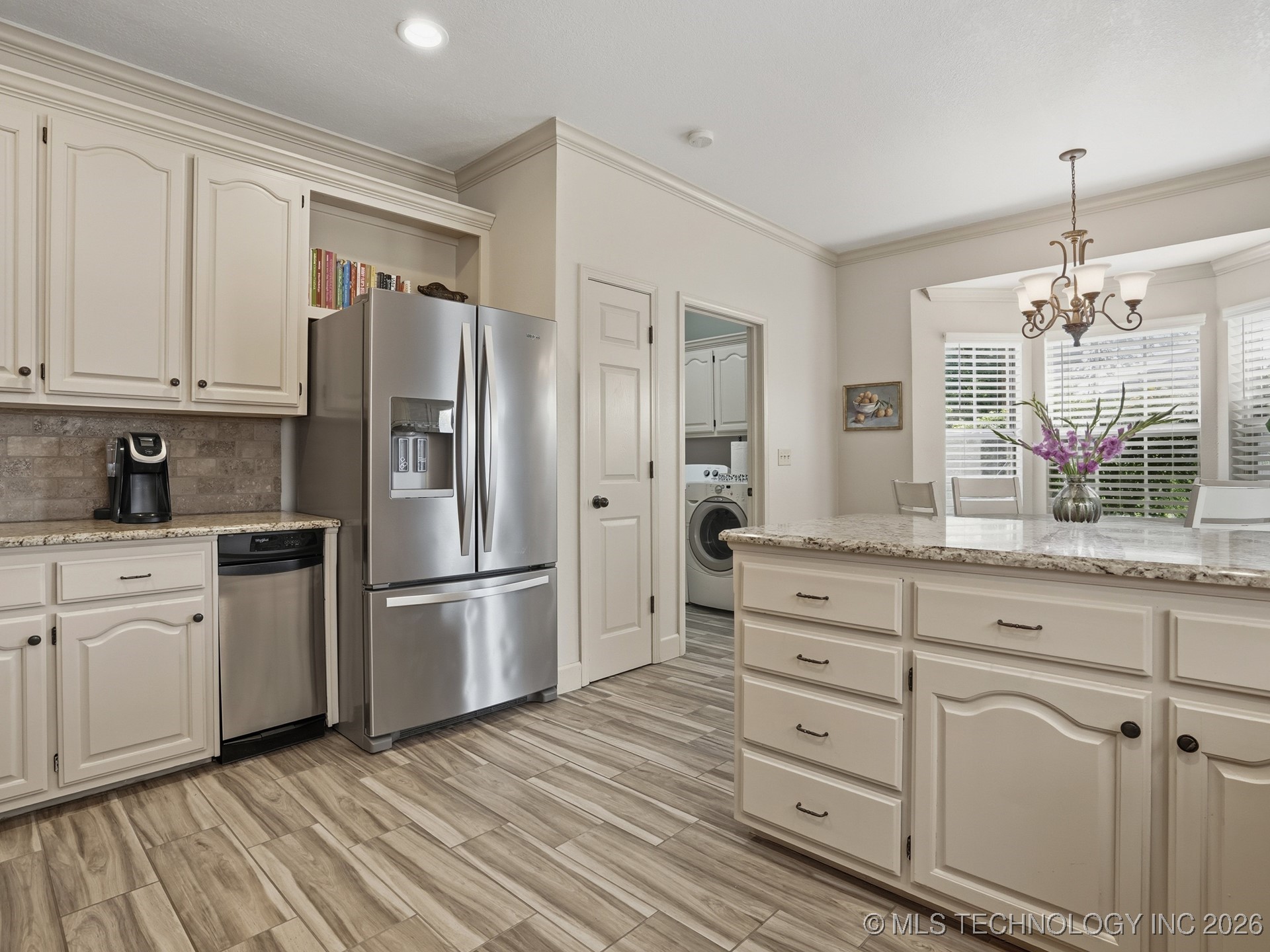 8710 S Delaware Place Property Photo 15