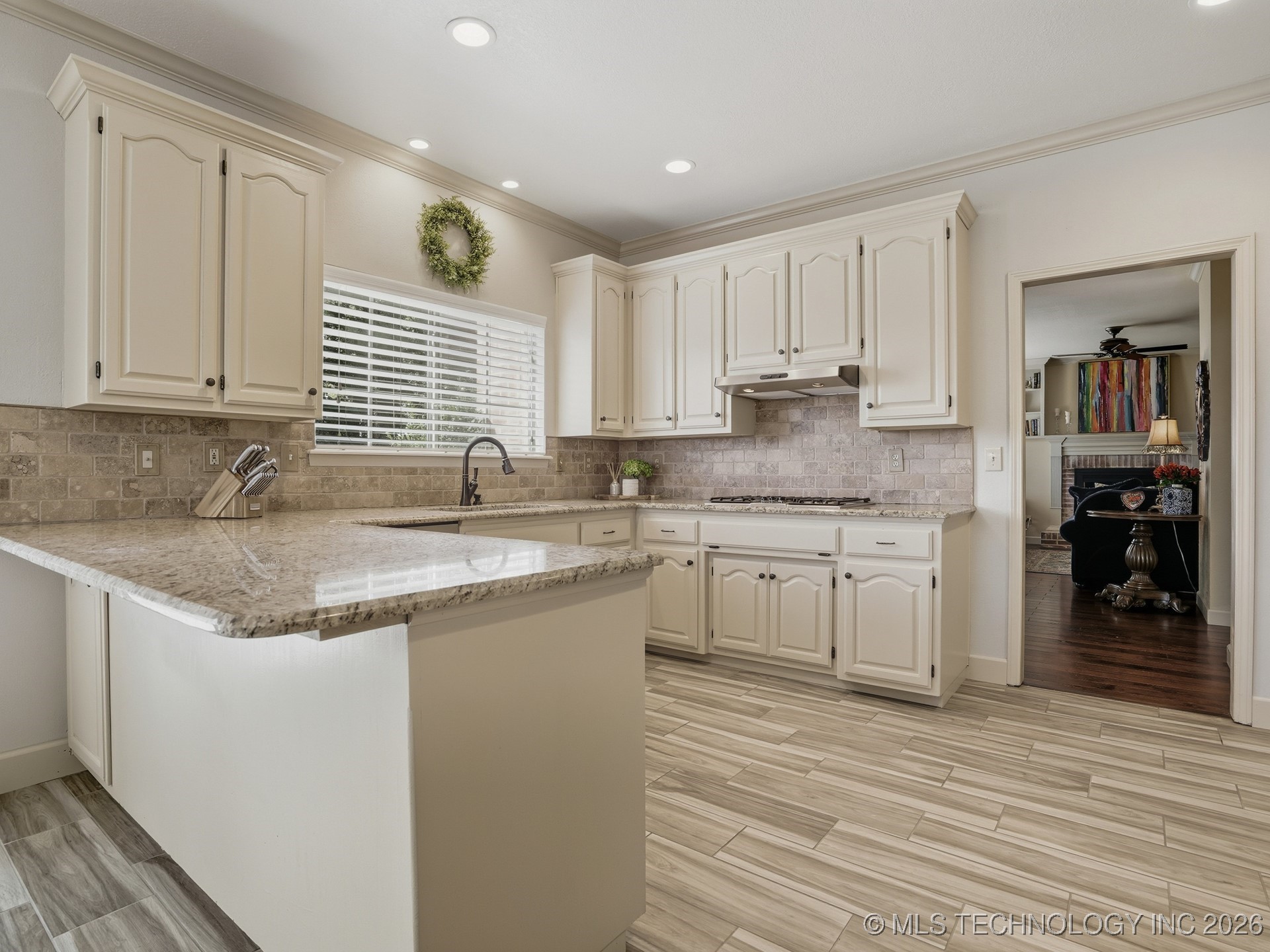 8710 S Delaware Place Property Photo 20