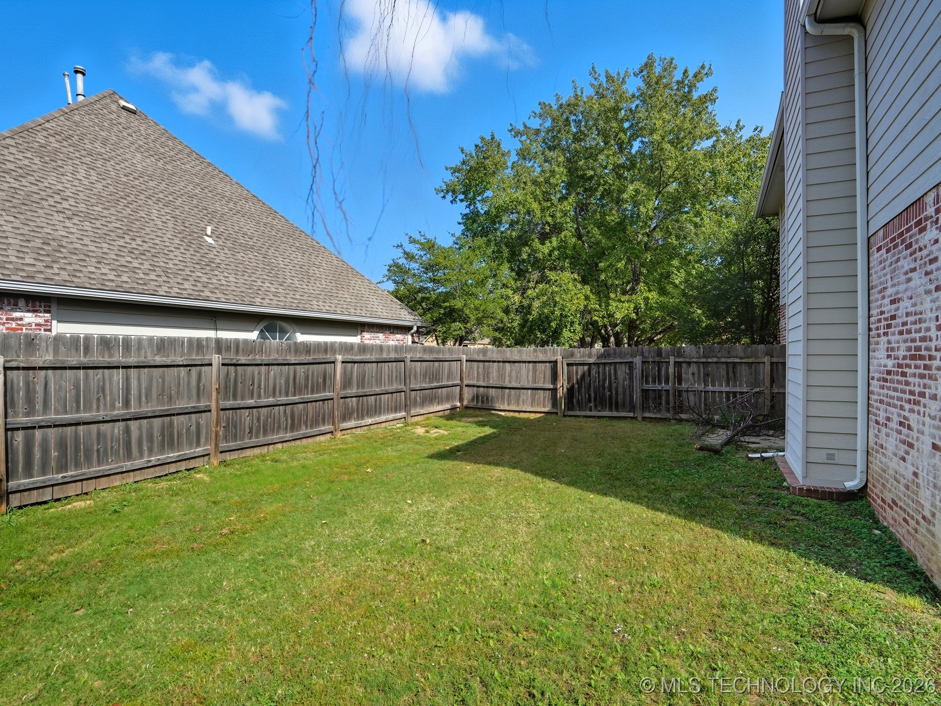 8710 S Delaware Place Property Photo 44