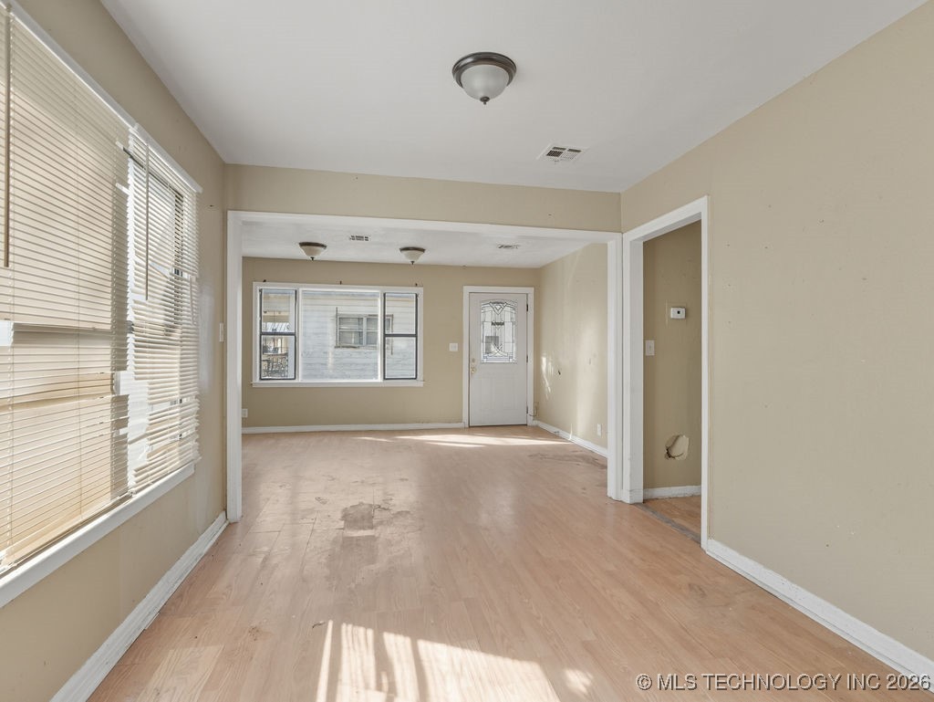 516 W 7th Street Property Photo 6