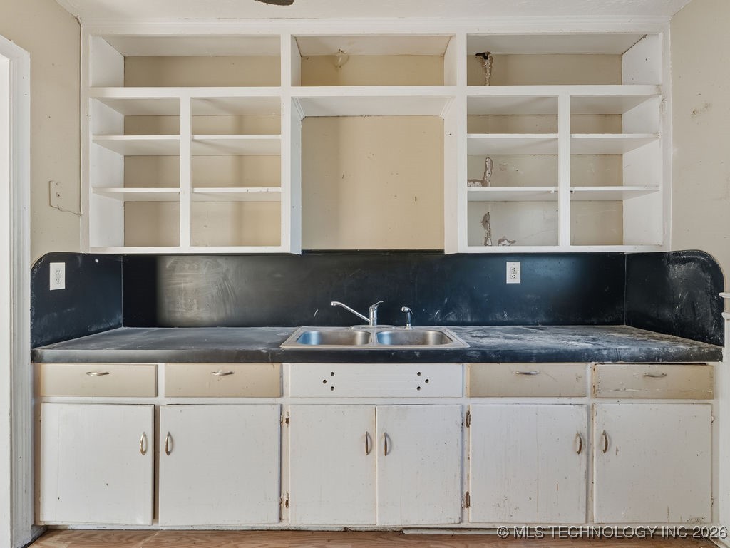 516 W 7th Street Property Photo 9