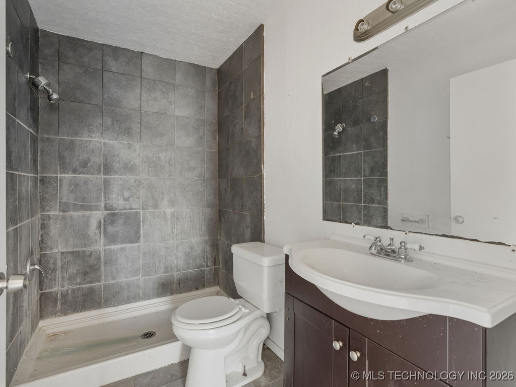 516 W 7th Street Property Photo 13