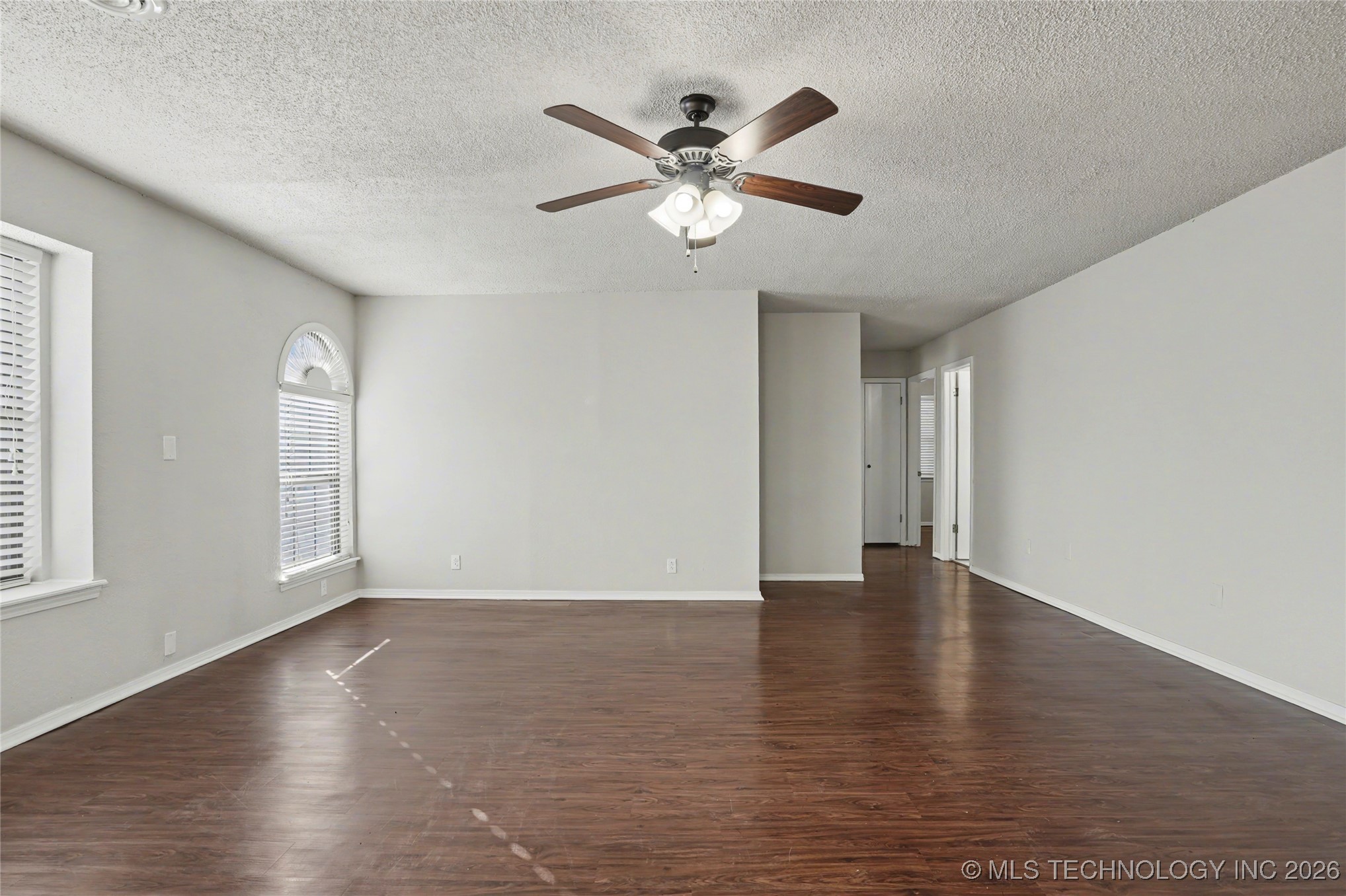 1728 S Pecan Court Property Photo 5