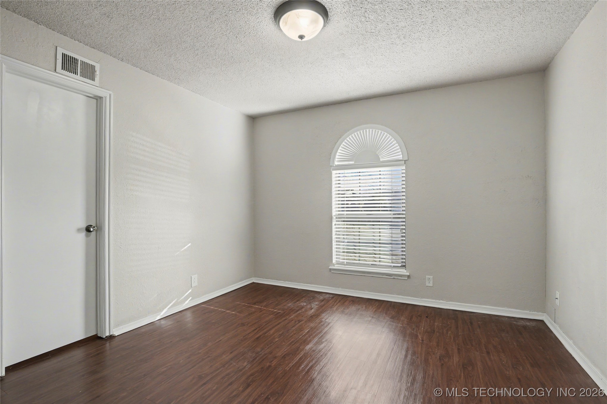 1728 S Pecan Court Property Photo 18